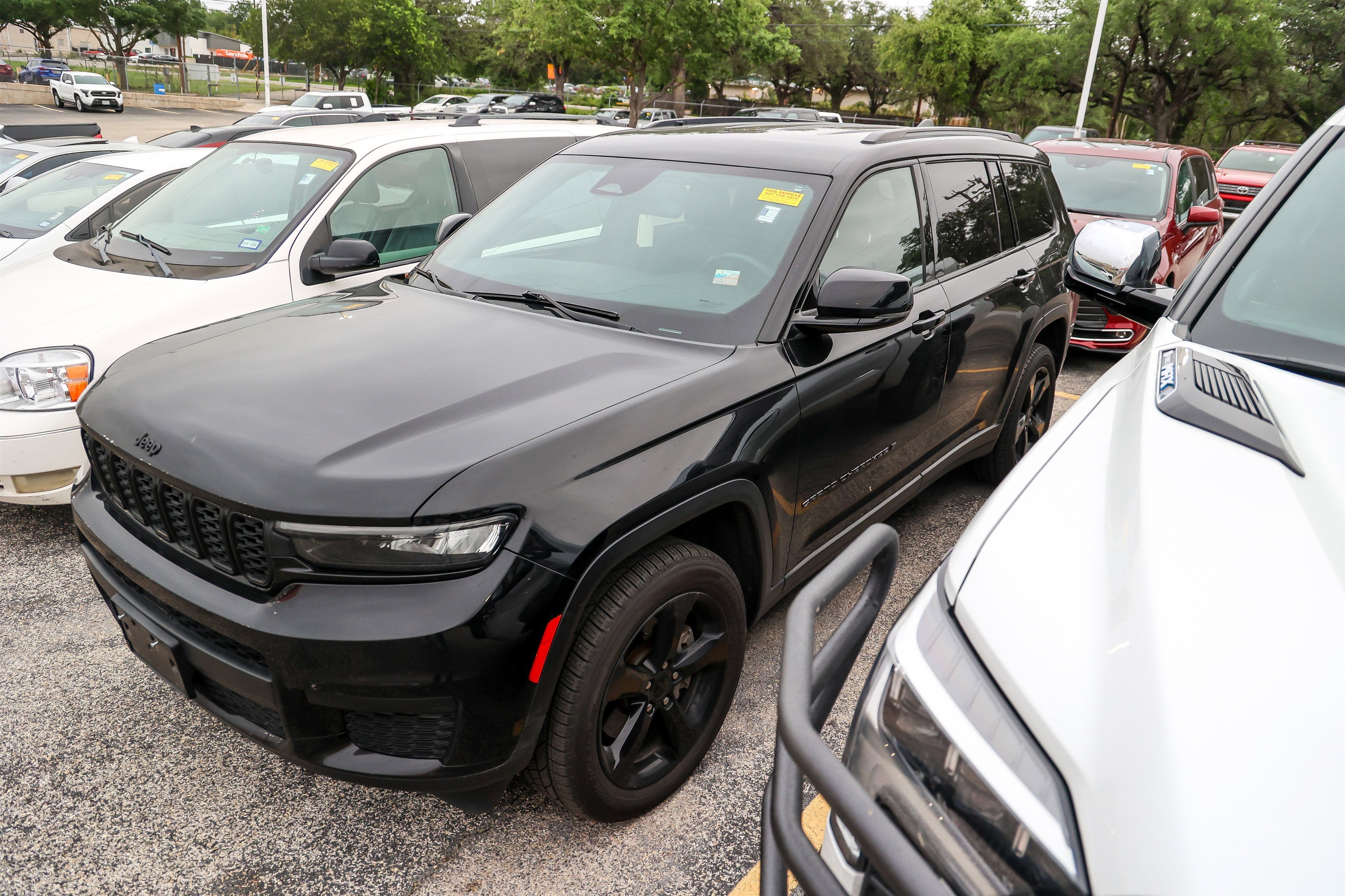 2022 Jeep Grand Cherokee L Altitude