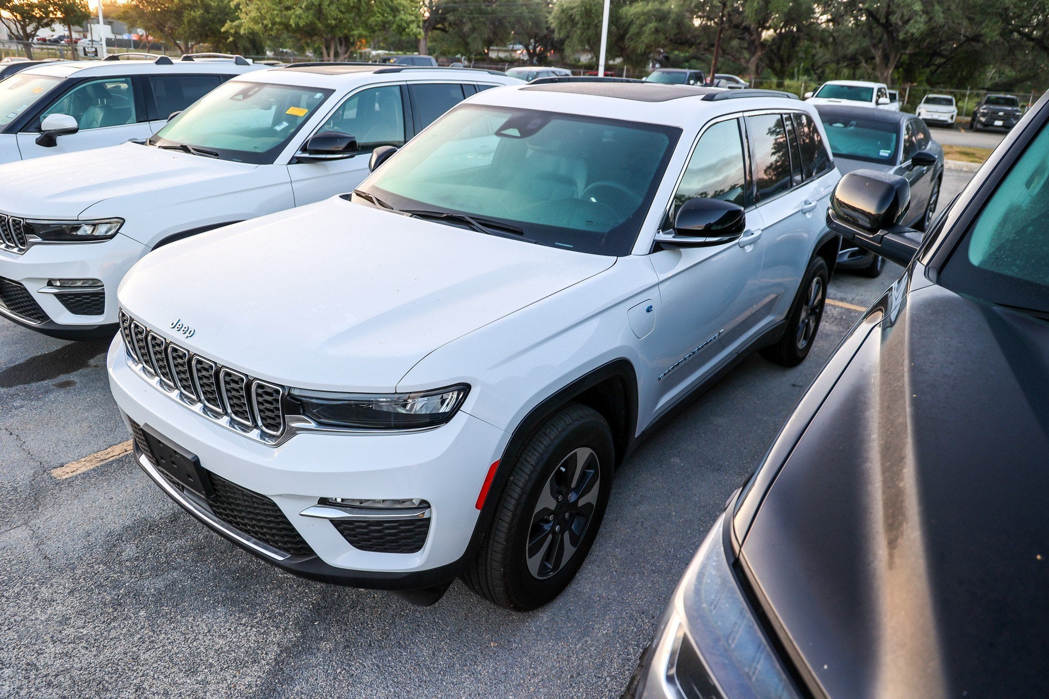 2024 Jeep Grand Cherokee 4xe 4DR 4WD