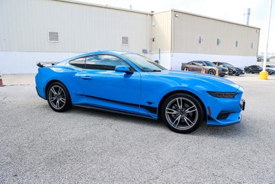2025 Ford Mustang EcoBoost