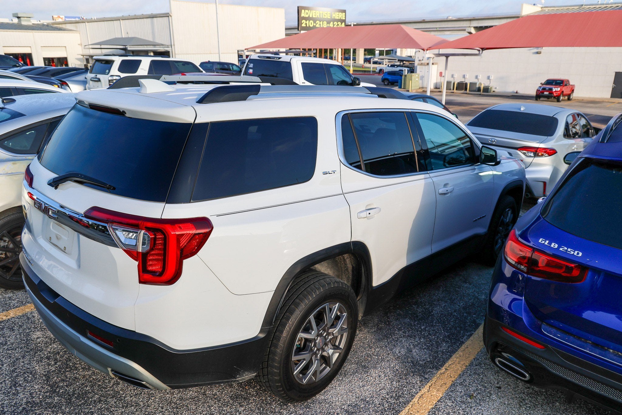 2020 GMC Acadia SLT