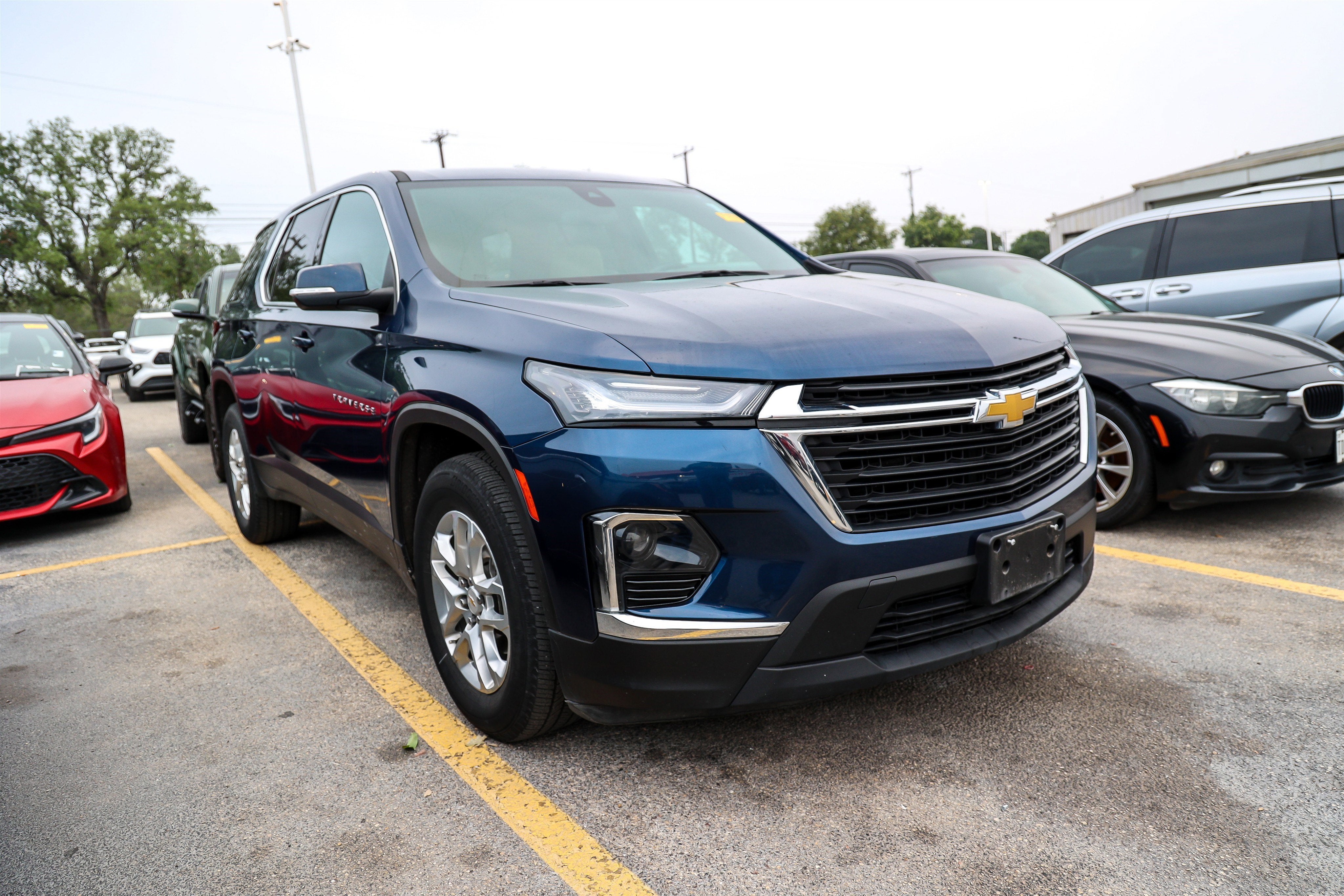 2023 Chevrolet Traverse LS