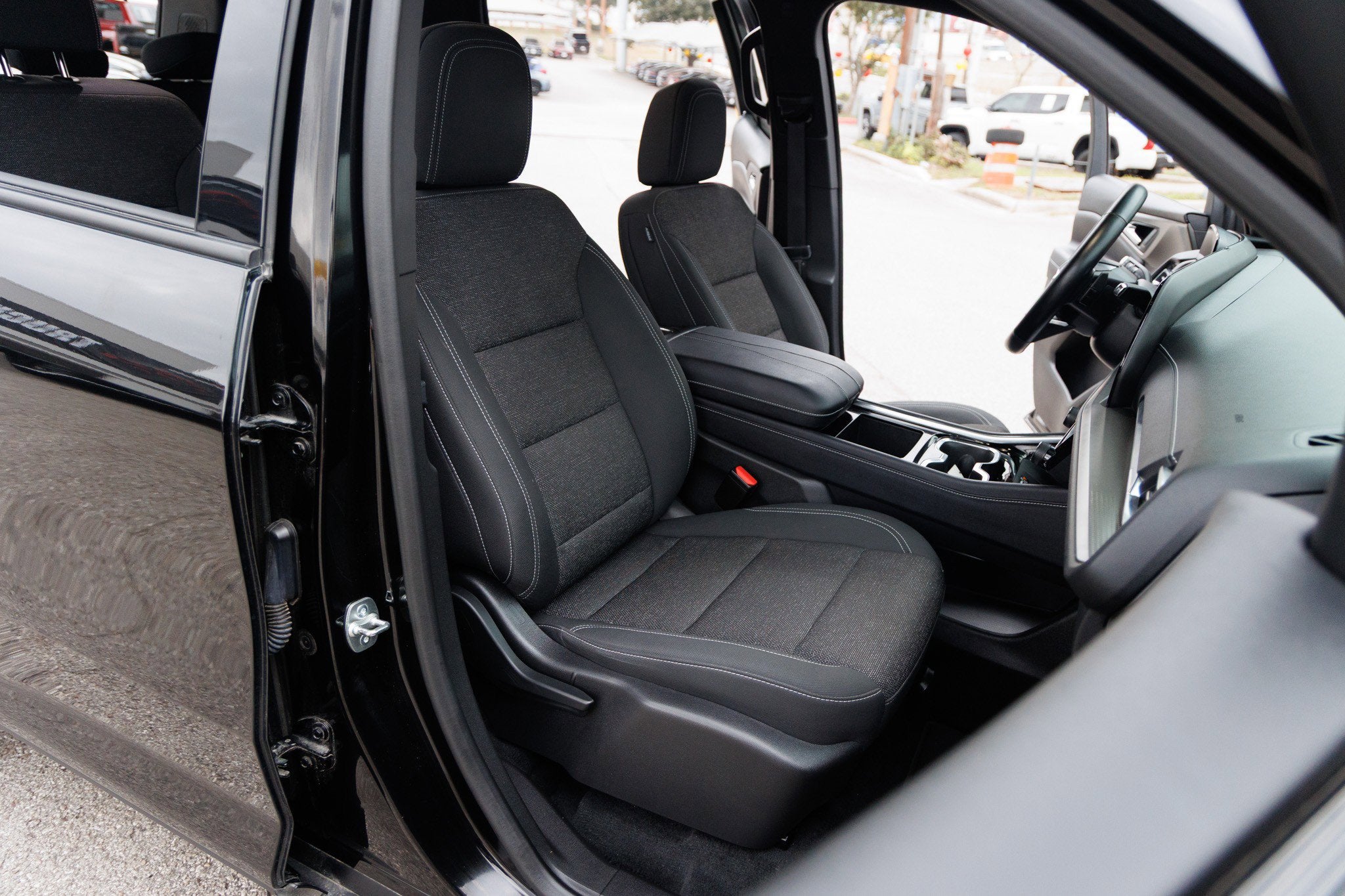 2025 Chevrolet Traverse FWD LT