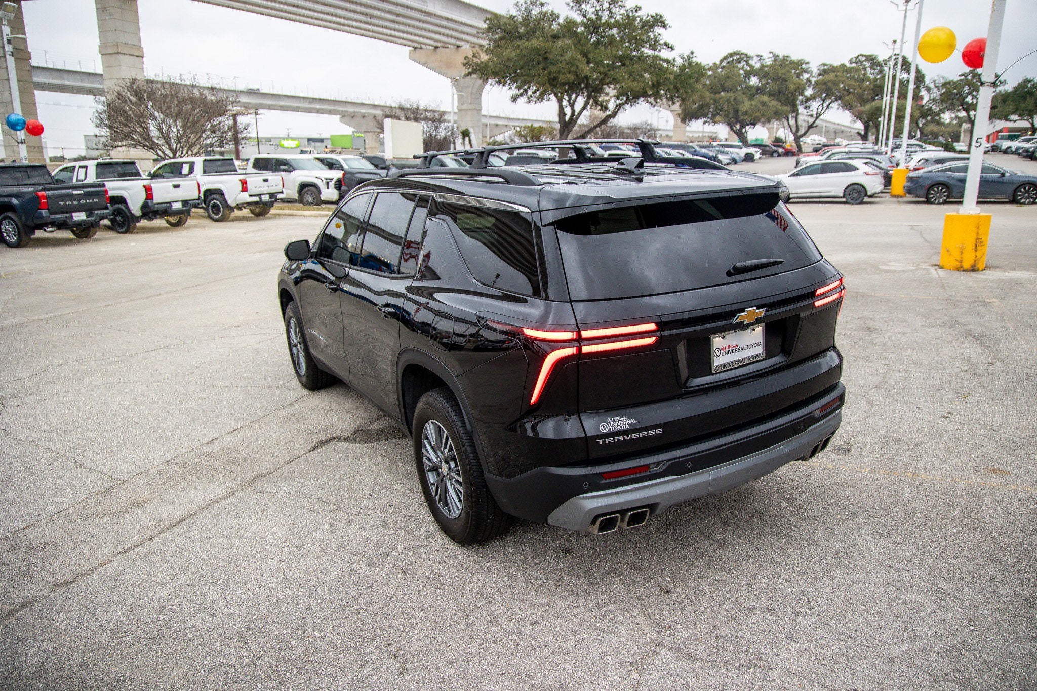2025 Chevrolet Traverse FWD LT