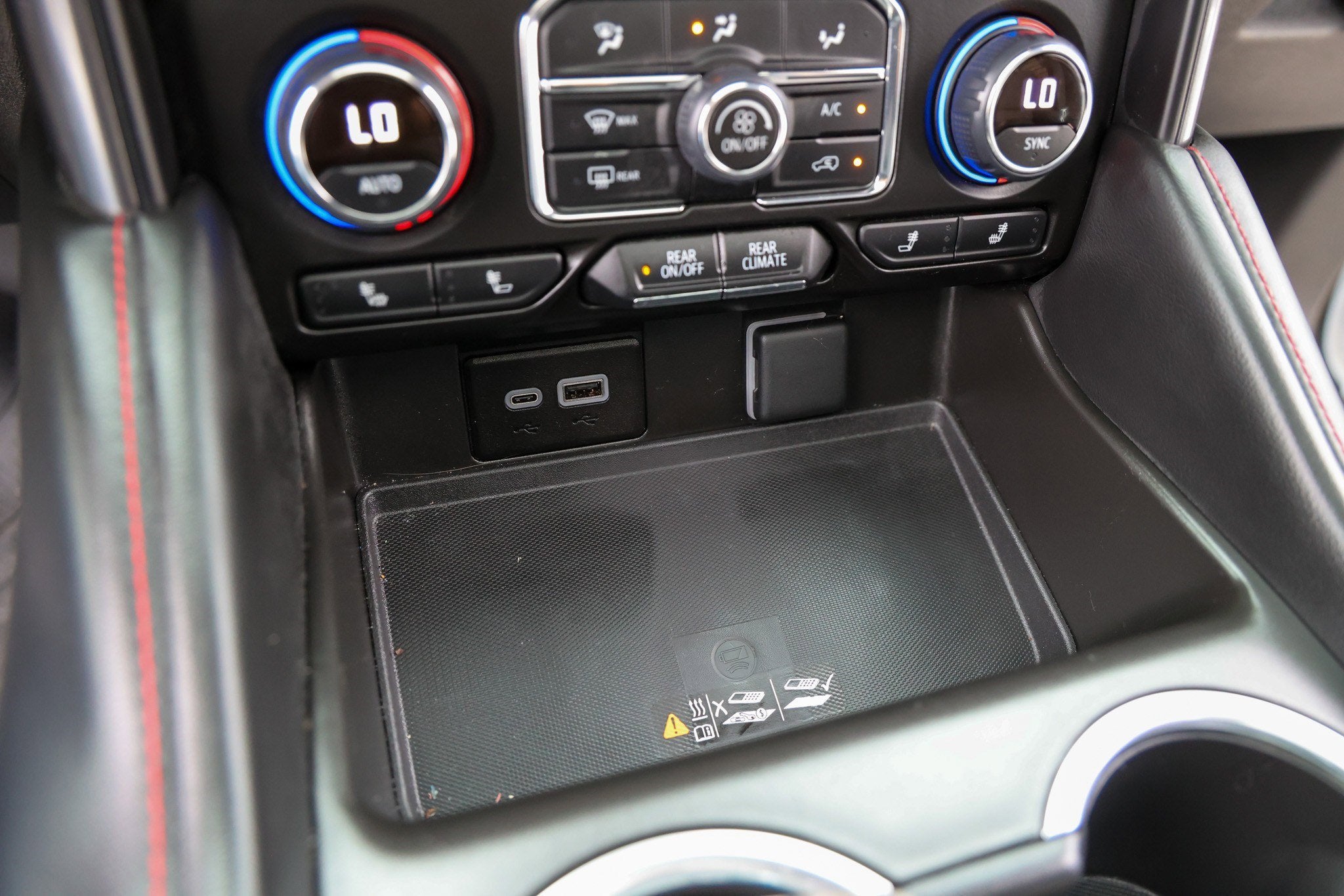 2024 Chevrolet Tahoe RST