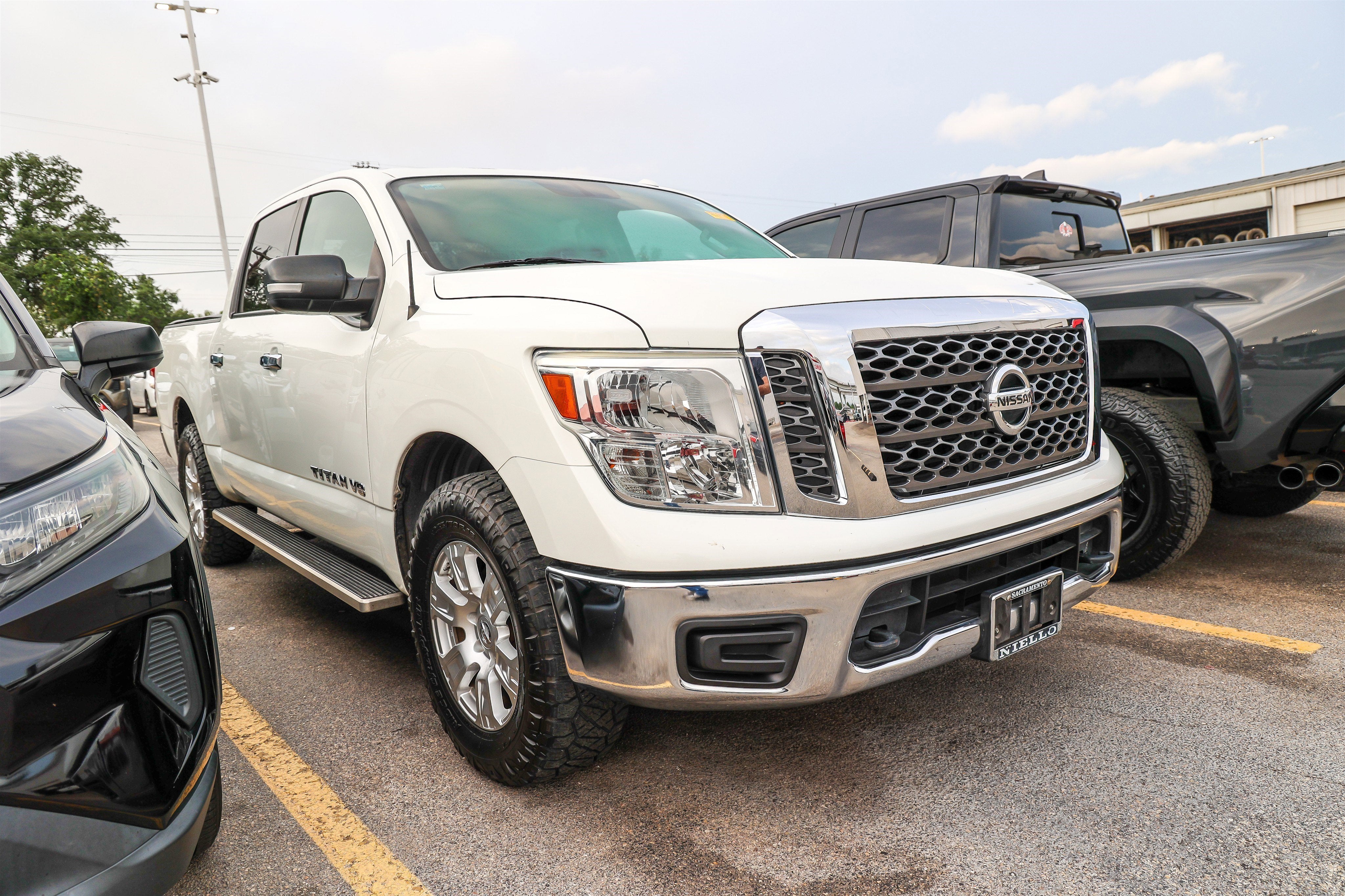 2018 Nissan Titan SV