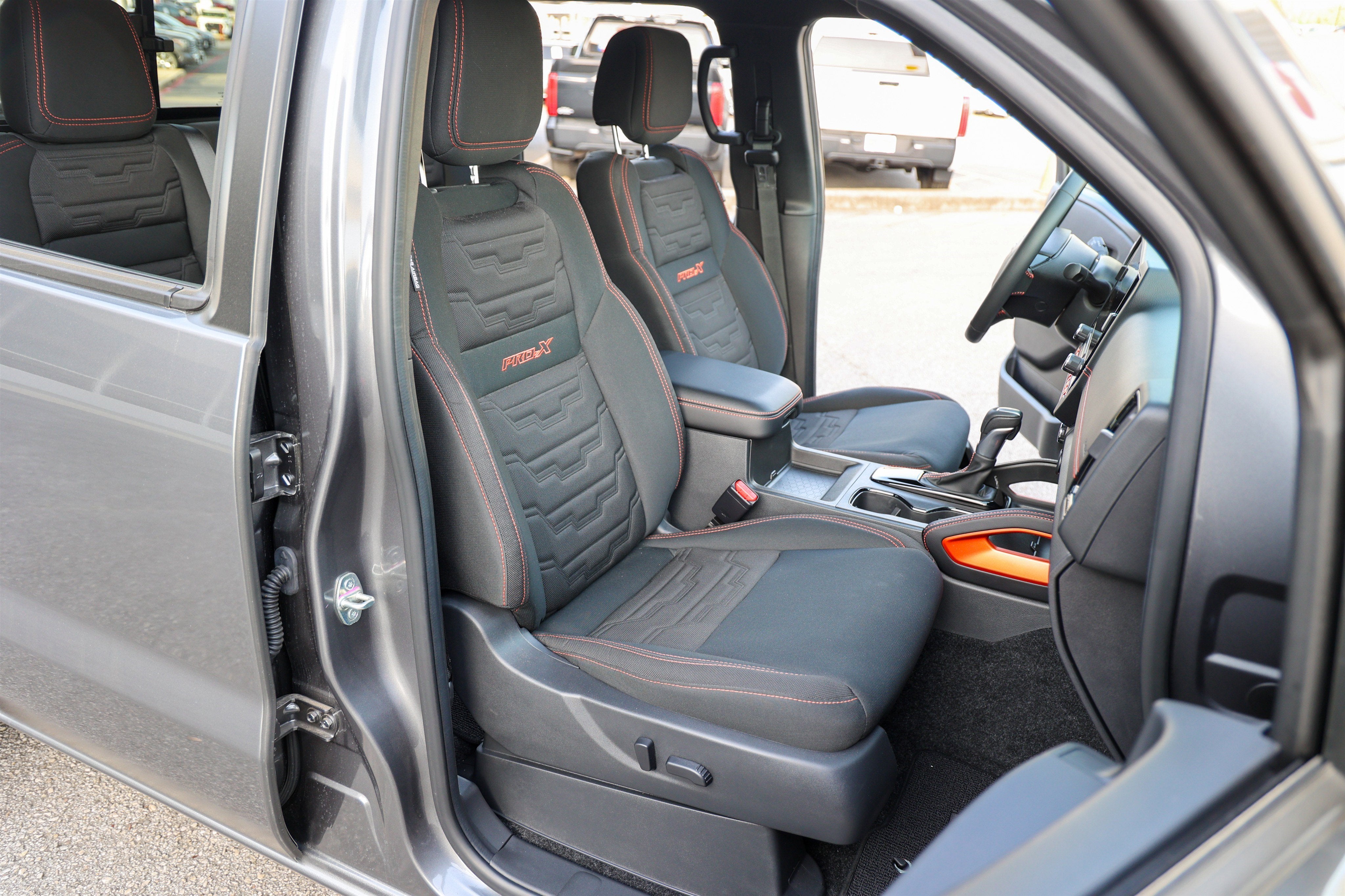 2025 Nissan Frontier PRO-X