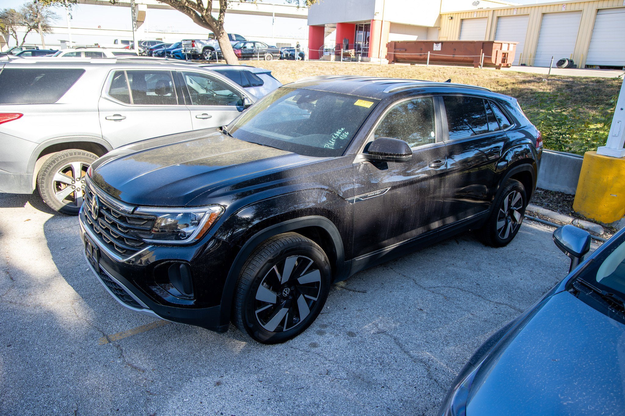 2025 Volkswagen Atlas Cross Sport 2.0T SE w/Technology