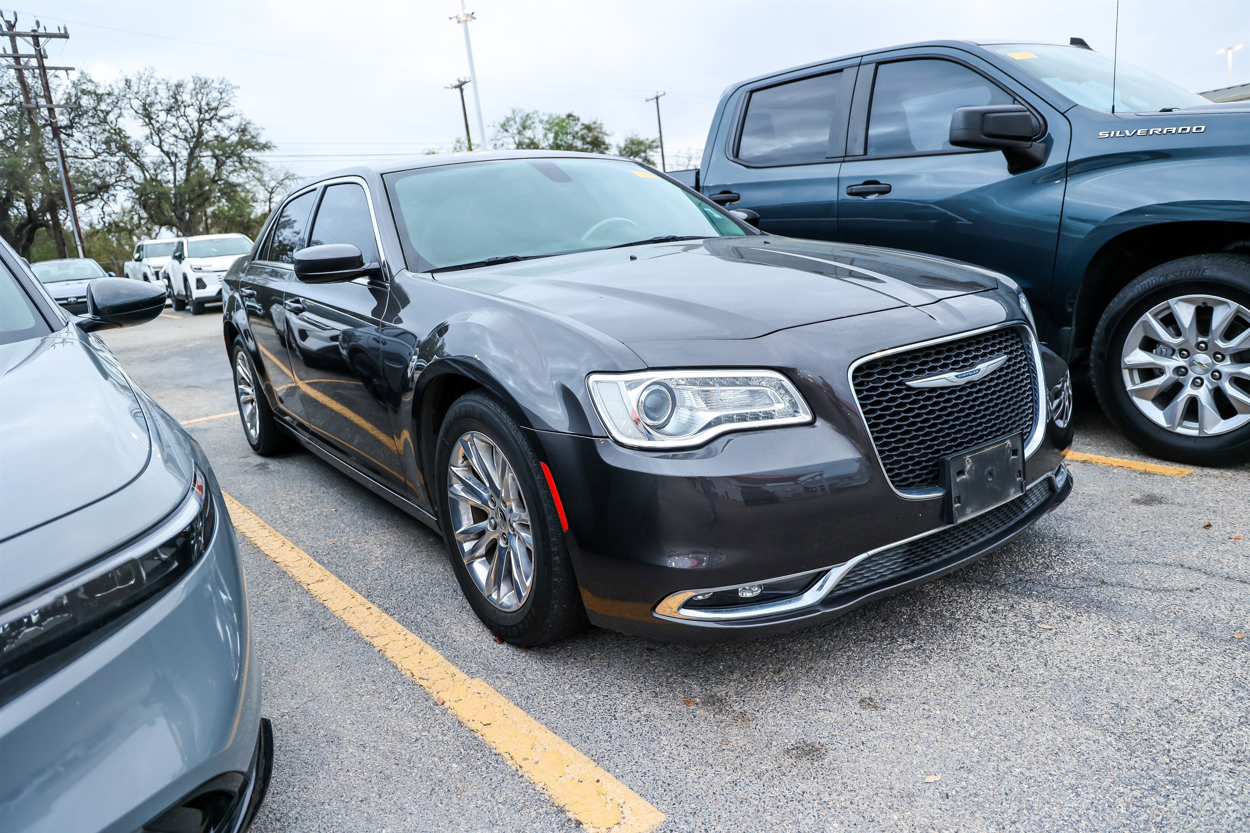 2021 Chrysler 300 Touring