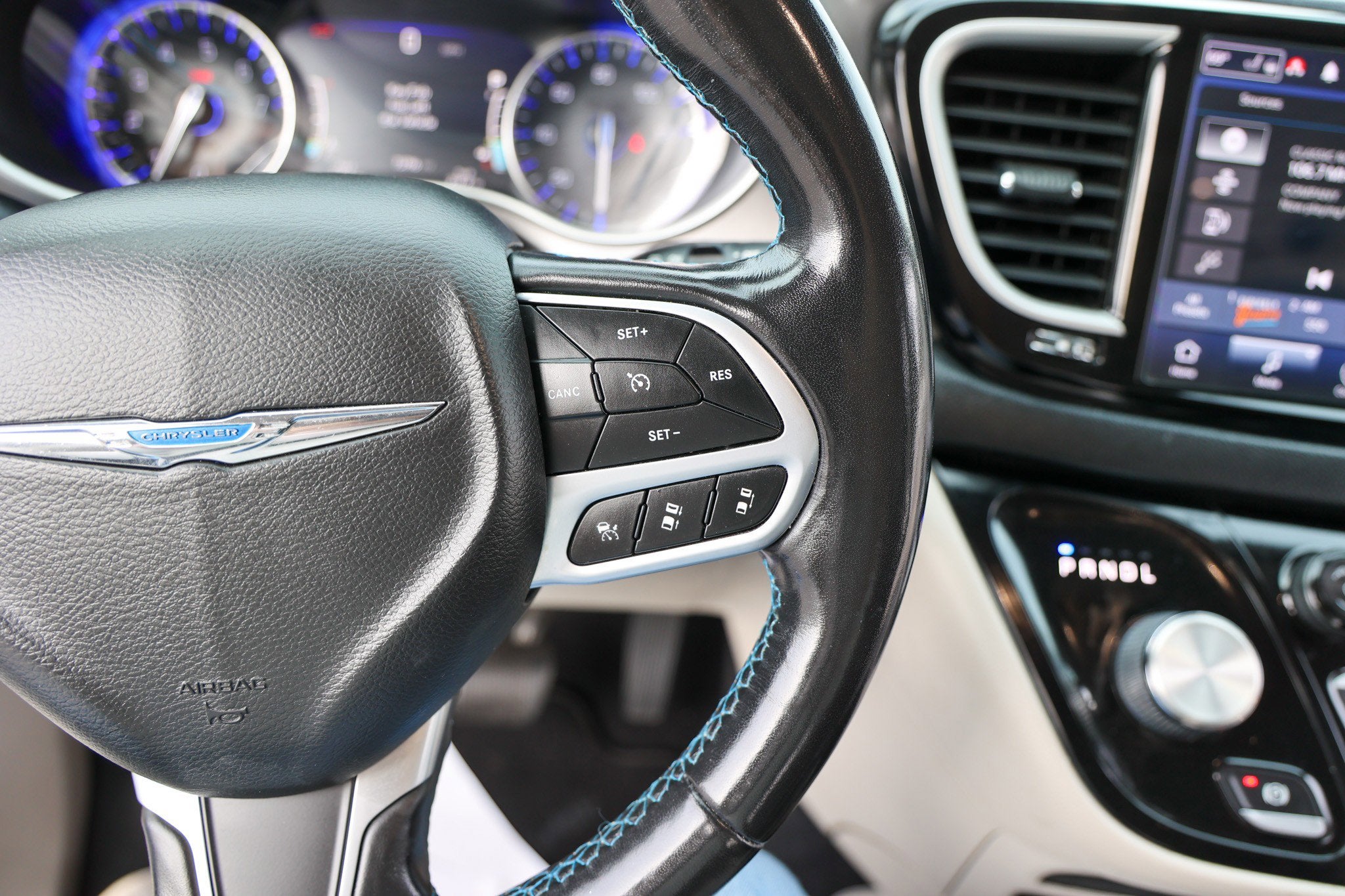 2021 Chrysler Pacifica Touring L