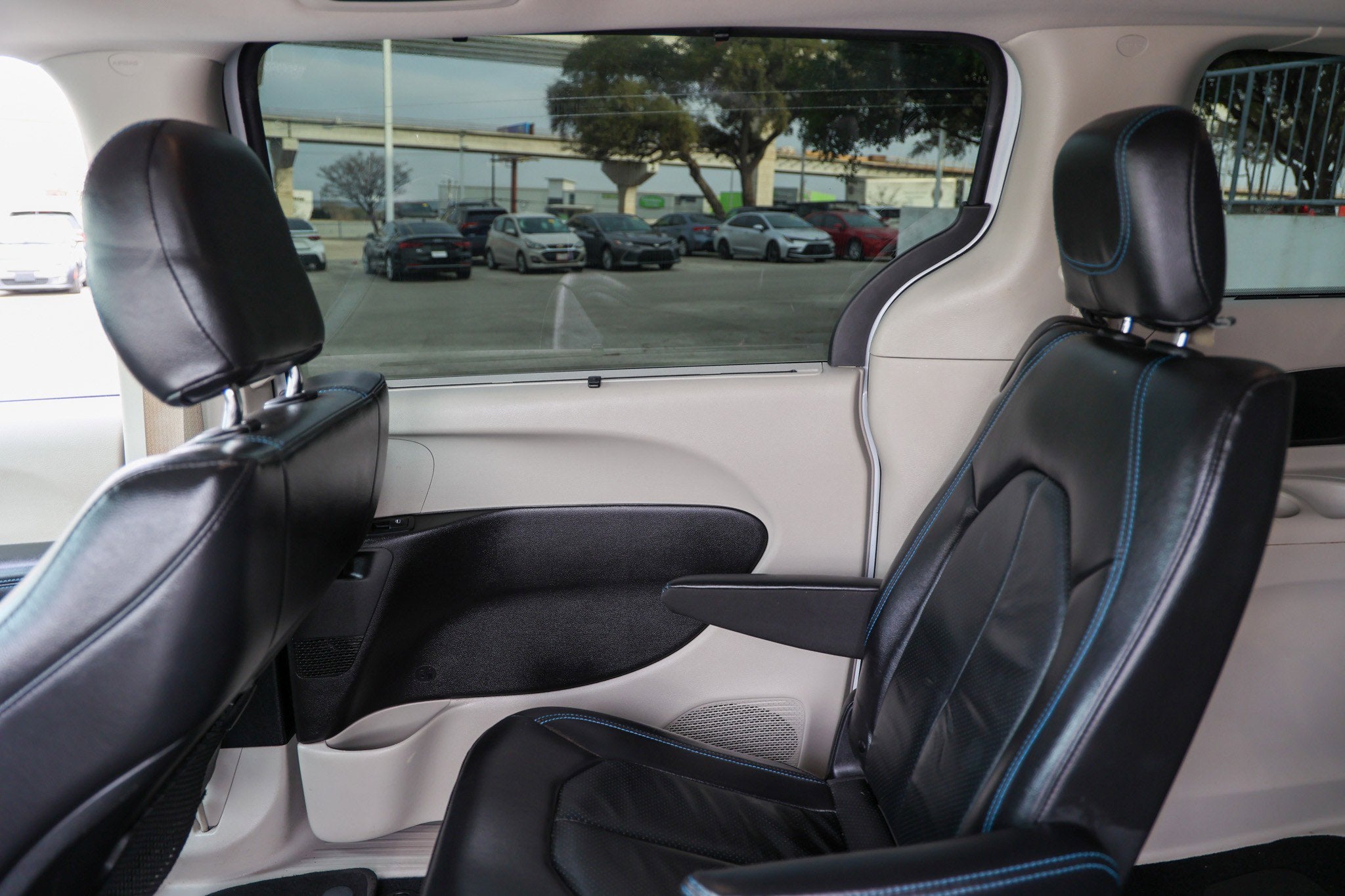 2021 Chrysler Pacifica Touring L