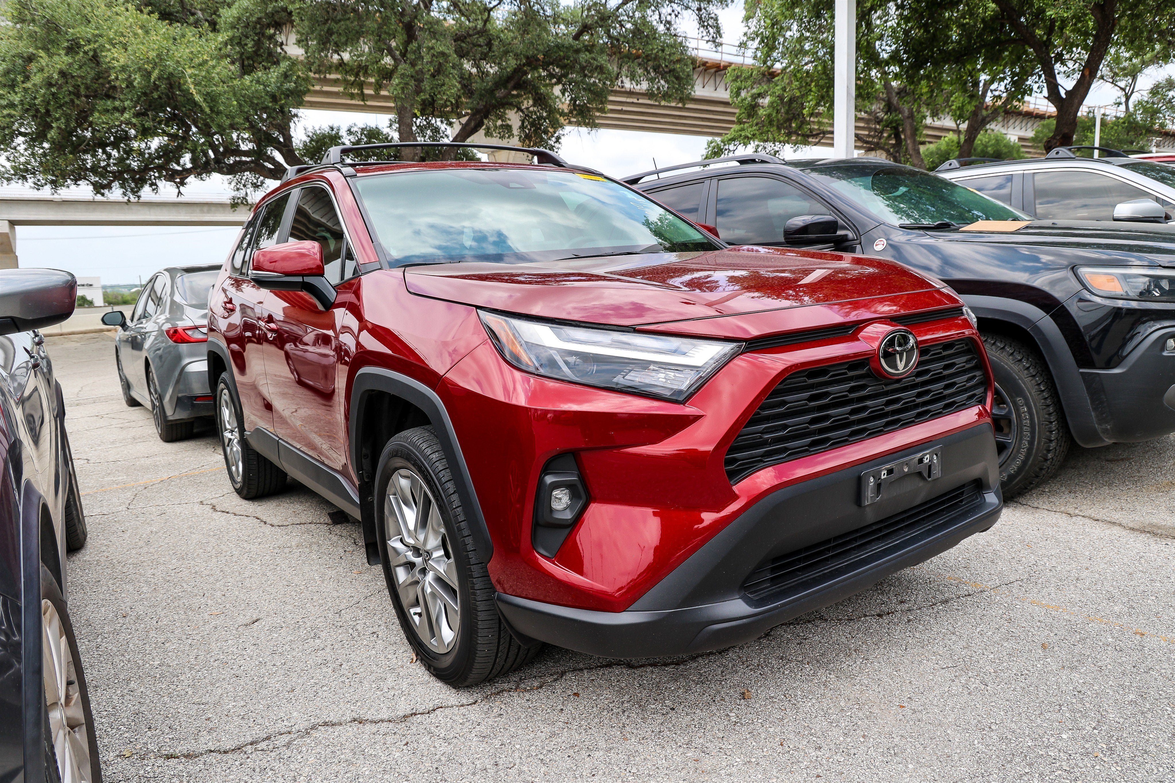 2023 Toyota RAV4 XLE Premium
