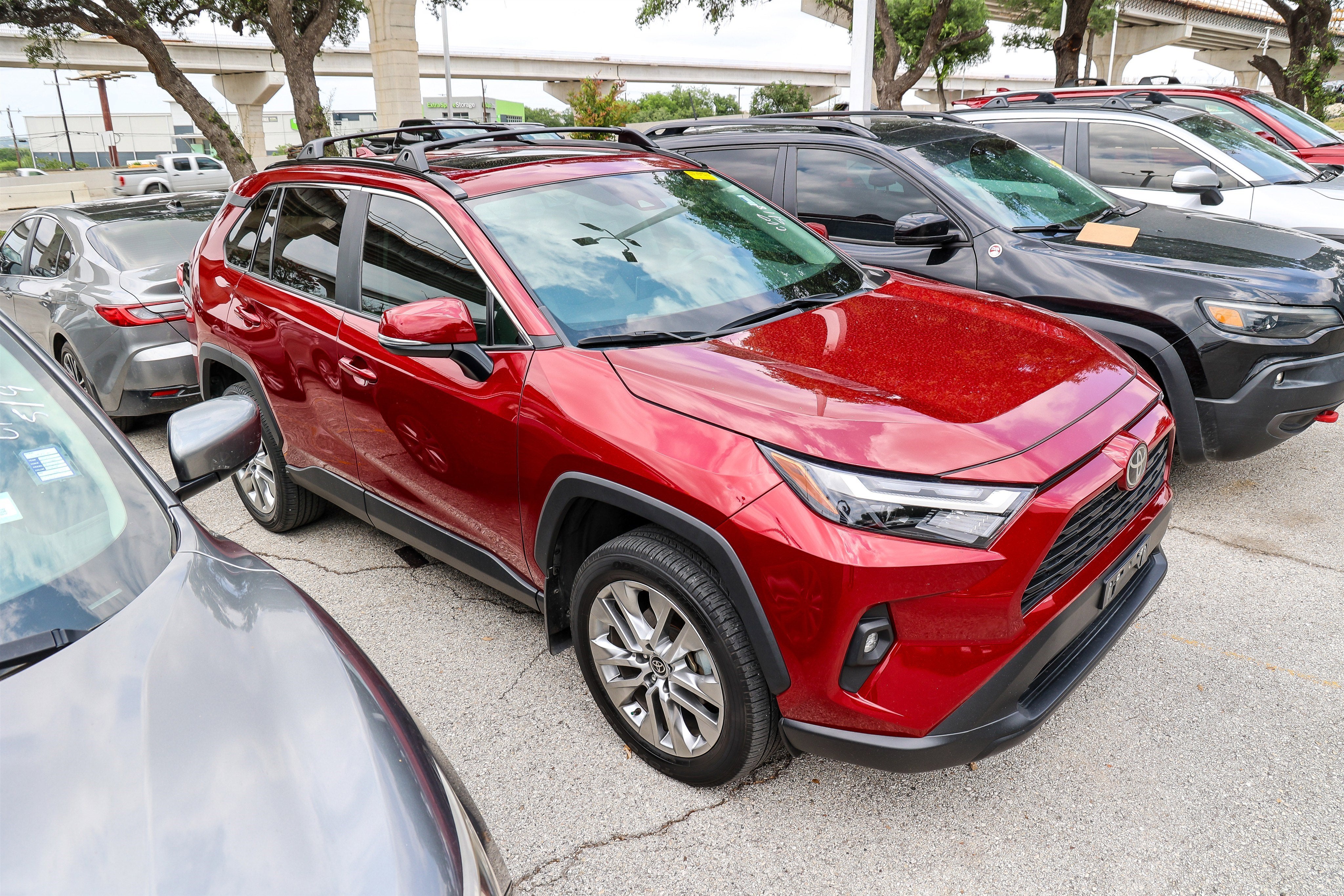 2023 Toyota RAV4 XLE Premium