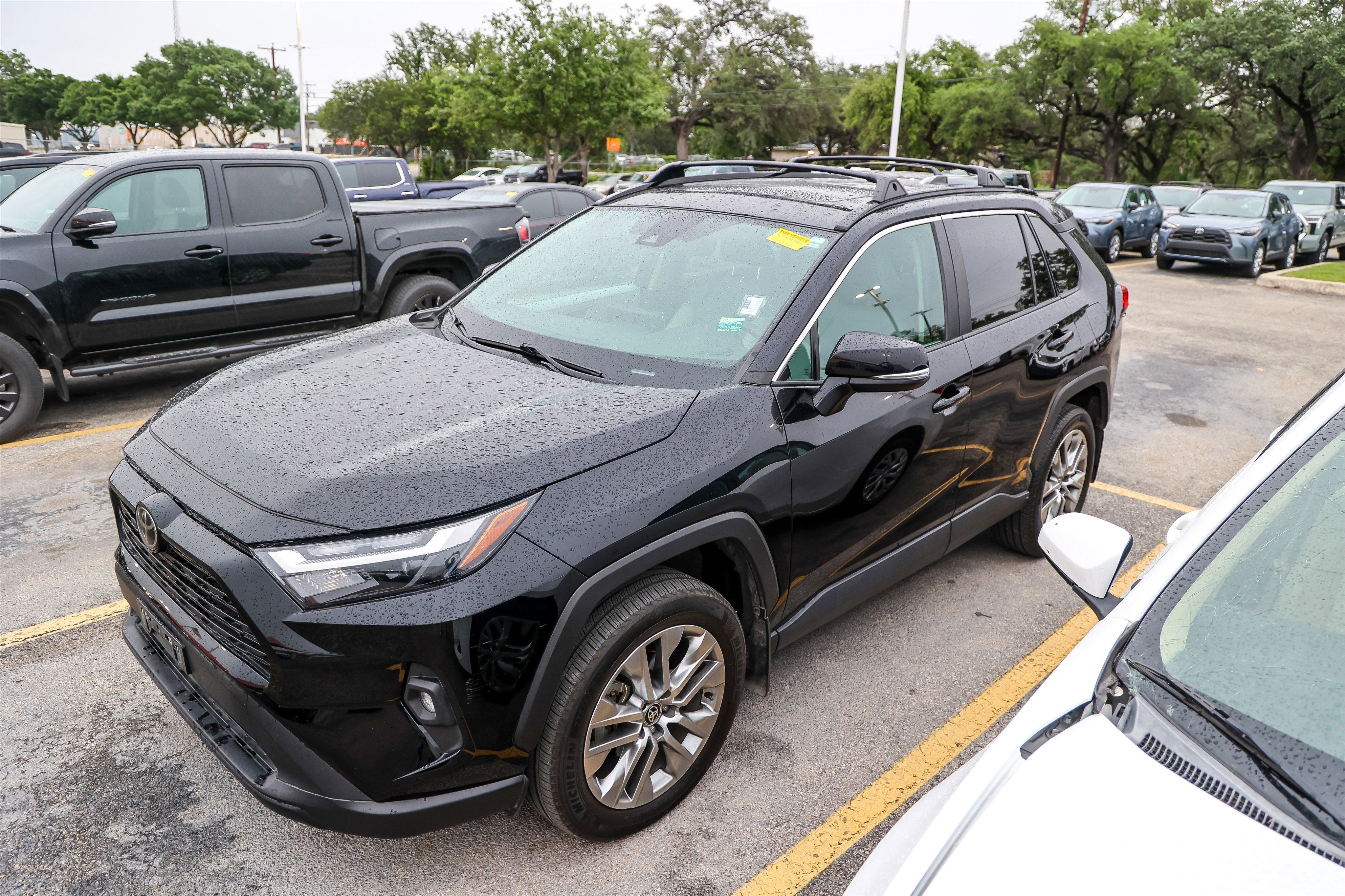 2023 Toyota RAV4 XLE Premium