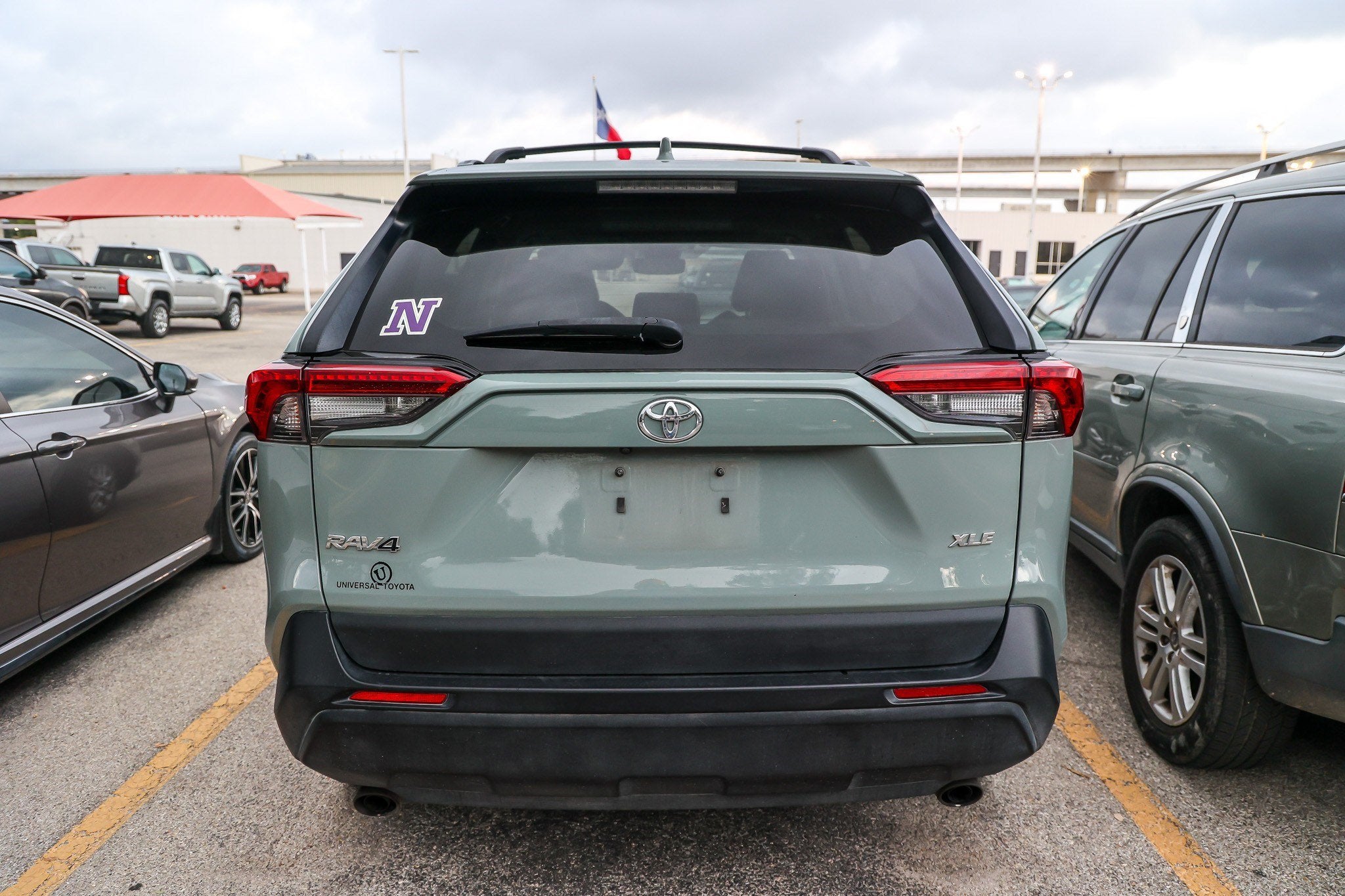 2023 Toyota RAV4 XLE Premium