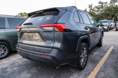 2021 Toyota RAV4 XLE Premium
