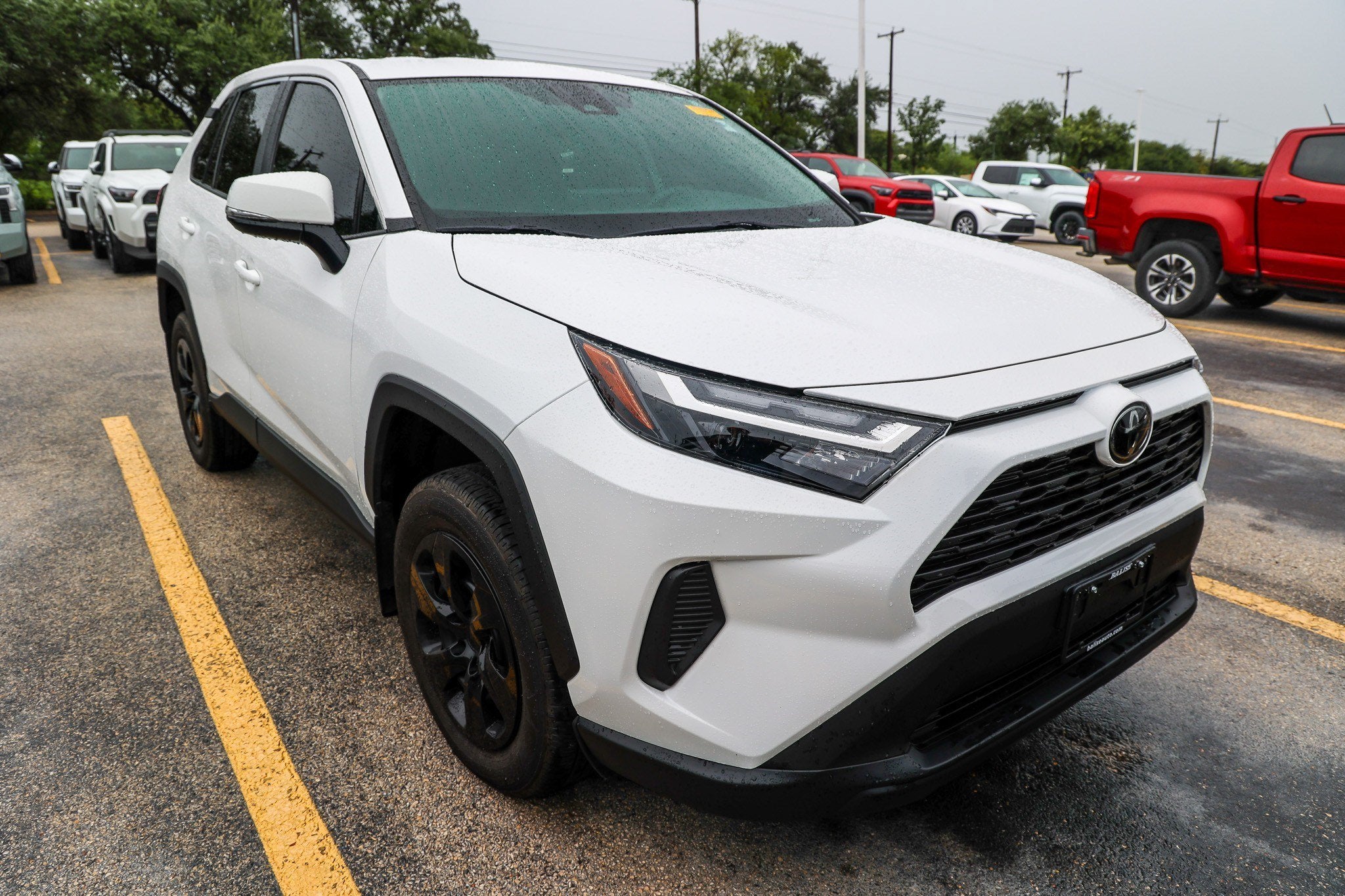 2024 Toyota RAV4 LE