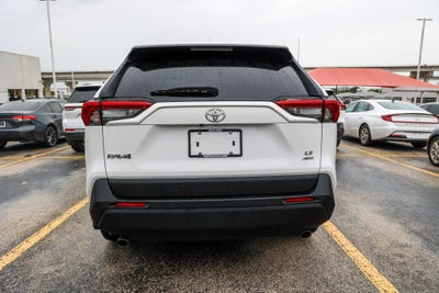 2024 Toyota RAV4 LE