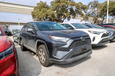 2023 Toyota RAV4 LE