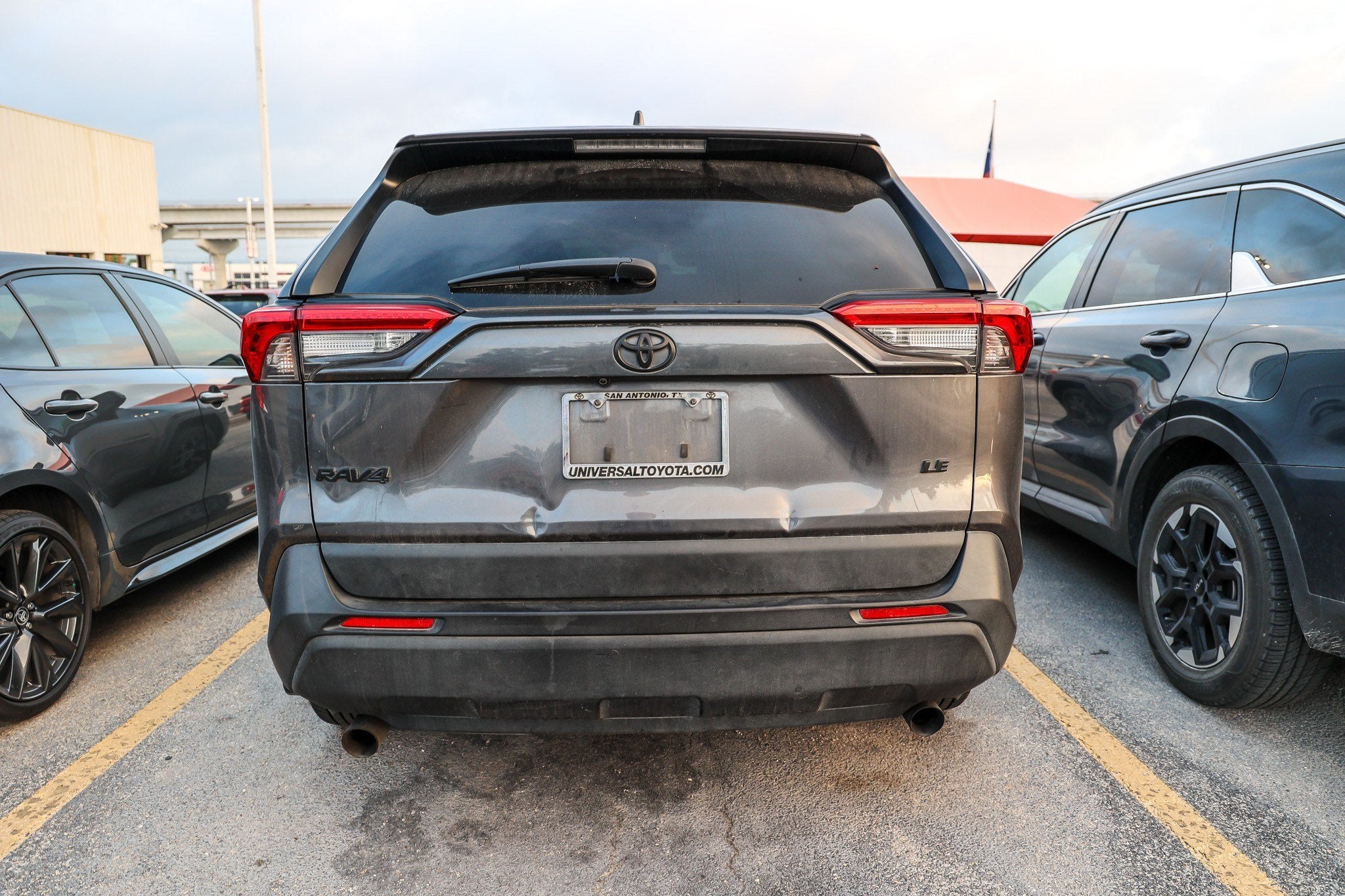 2024 Toyota RAV4 LE