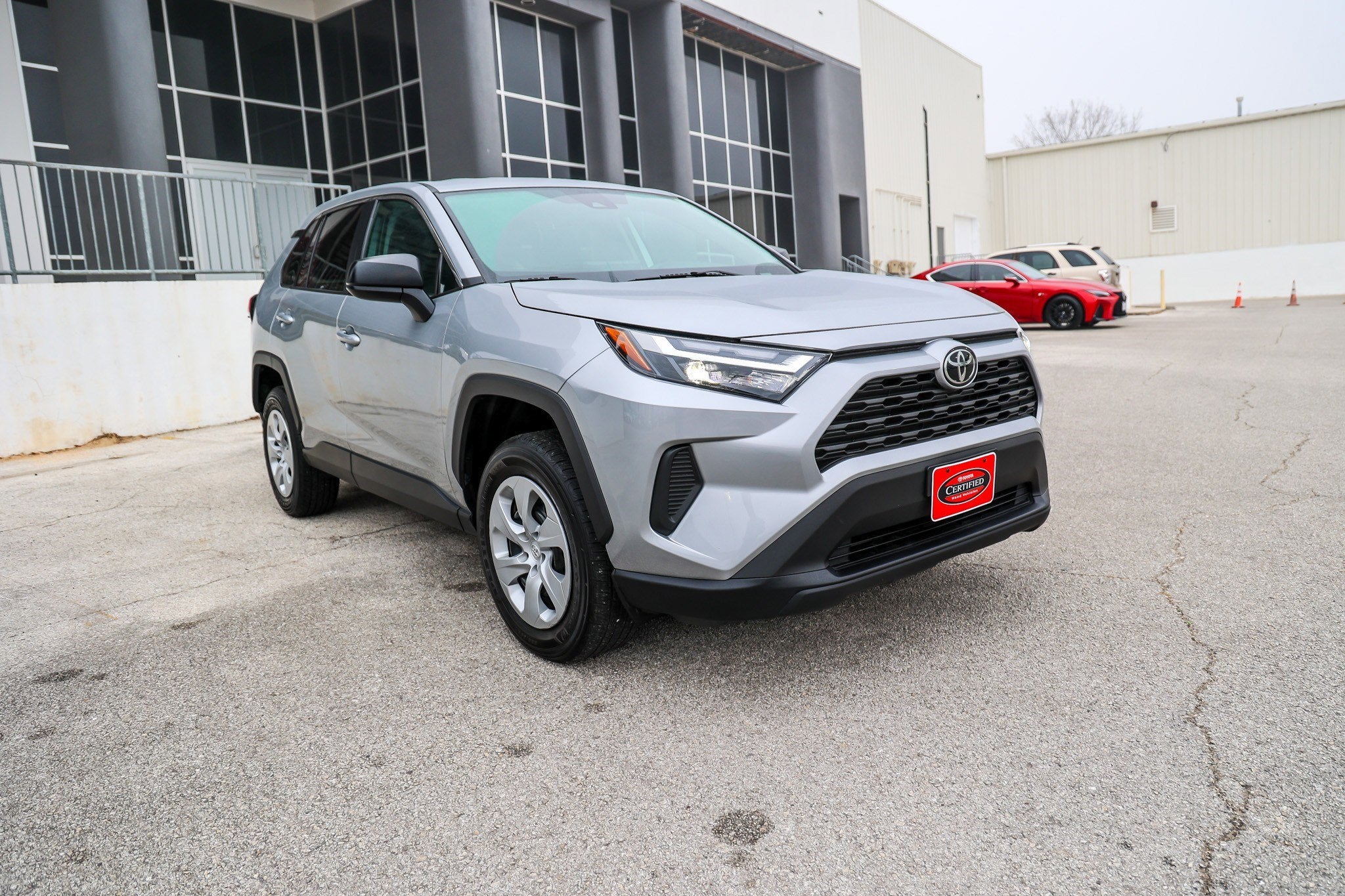 2025 Toyota RAV4 LE
