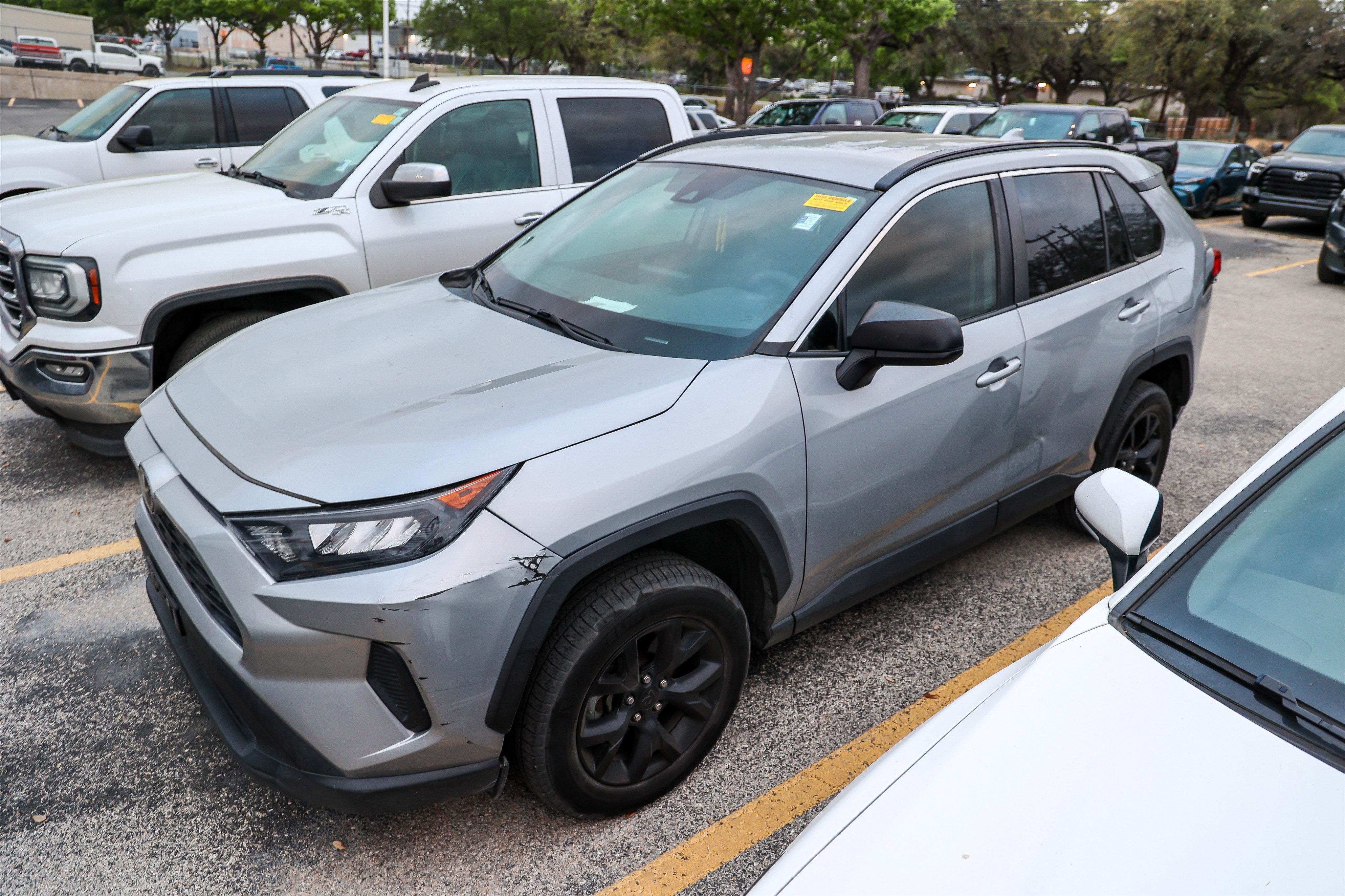 2021 Toyota RAV4 LE
