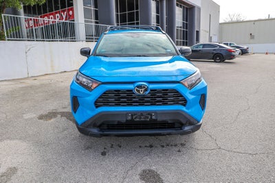 2020 Toyota RAV4 LE