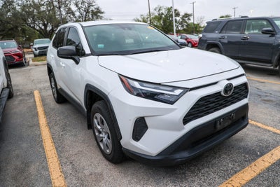 2023 Toyota RAV4 LE