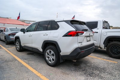 2023 Toyota RAV4 LE