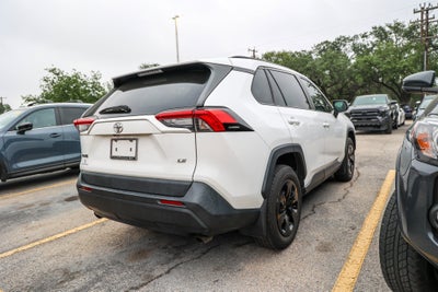 2021 Toyota RAV4 LE