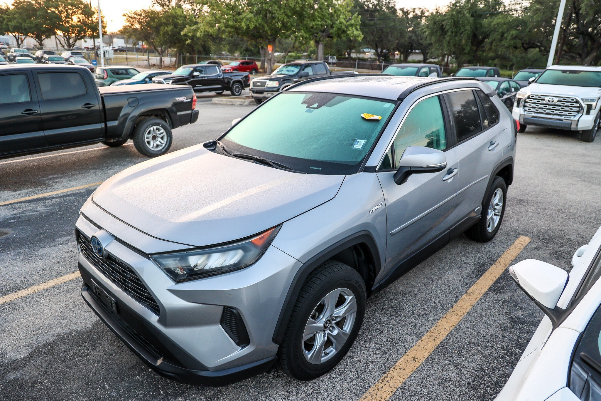 2020 Toyota RAV4 Hybrid Hybrid LE