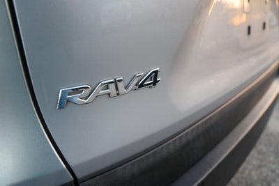 2020 Toyota RAV4 Hybrid Hybrid LE