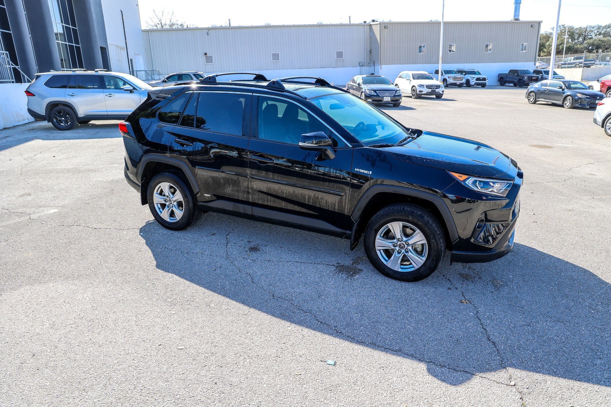 2021 Toyota RAV4 HYBRID Hybrid XLE