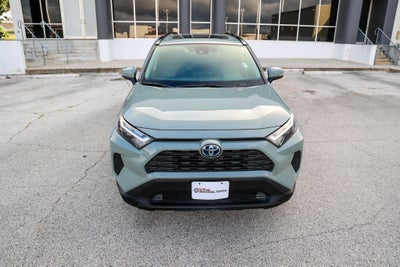 2022 Toyota RAV4 Hybrid XLE