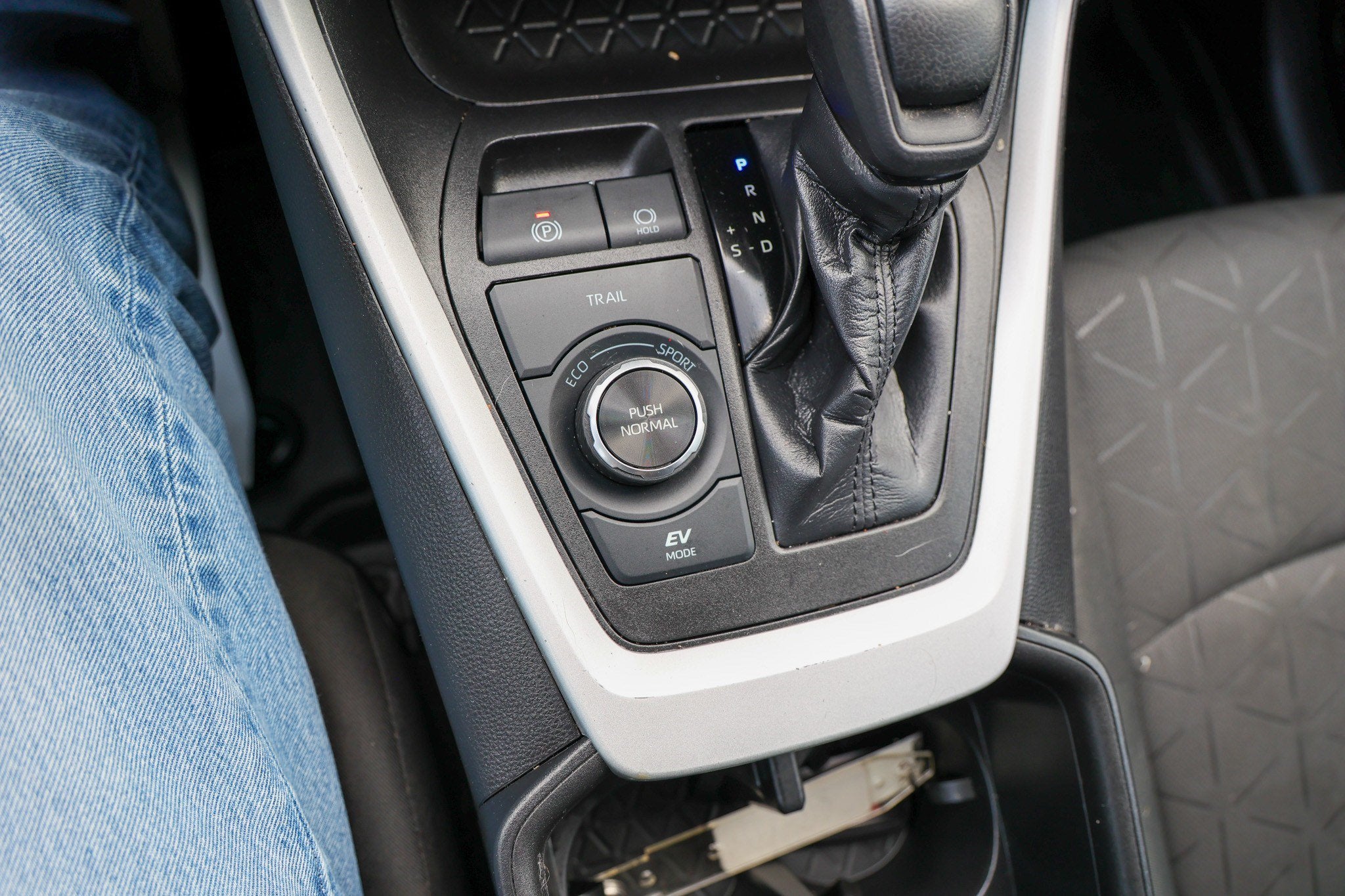 2023 Toyota RAV4 Hybrid Hybrid XLE