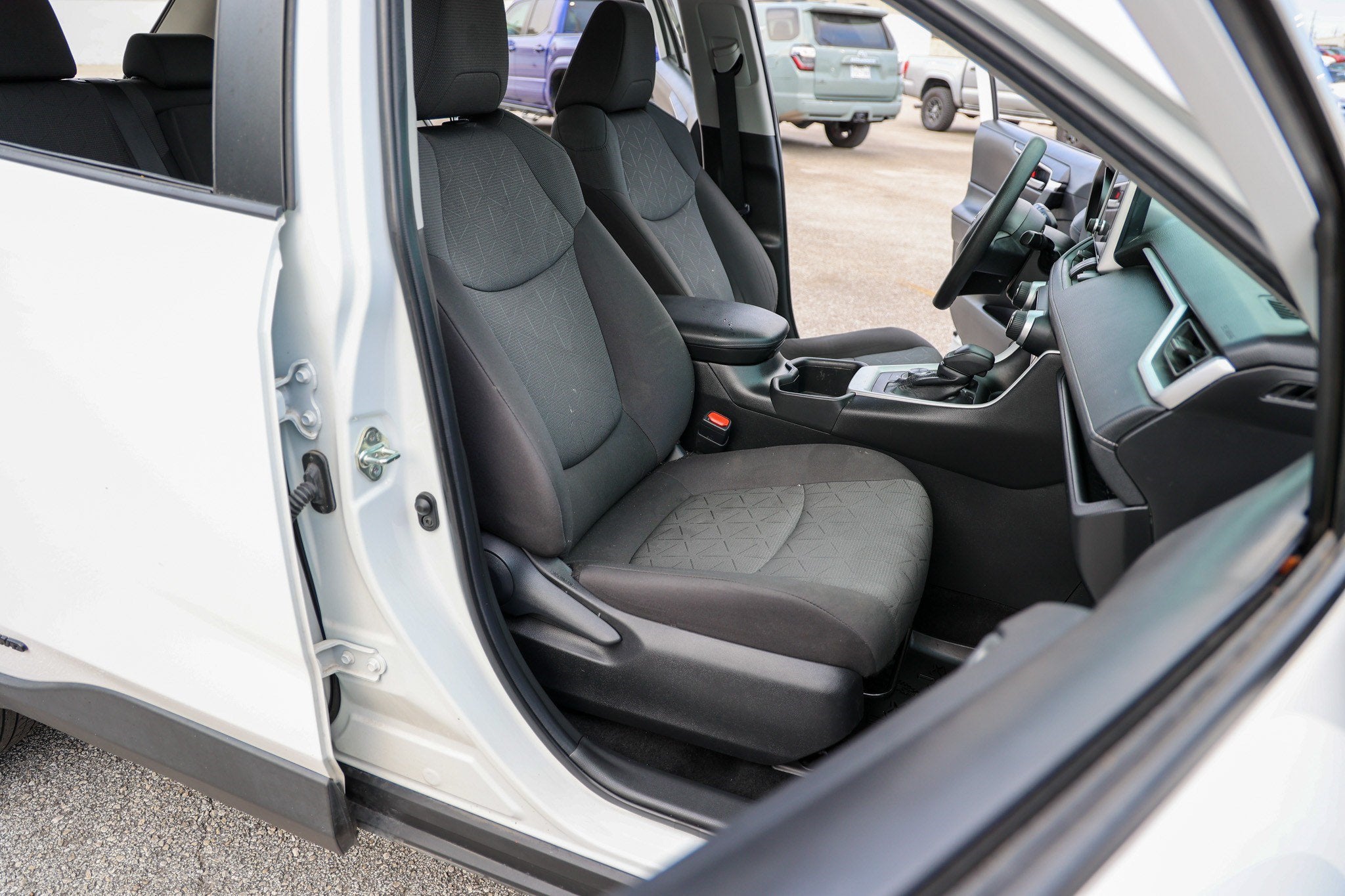 2023 Toyota RAV4 Hybrid Hybrid XLE
