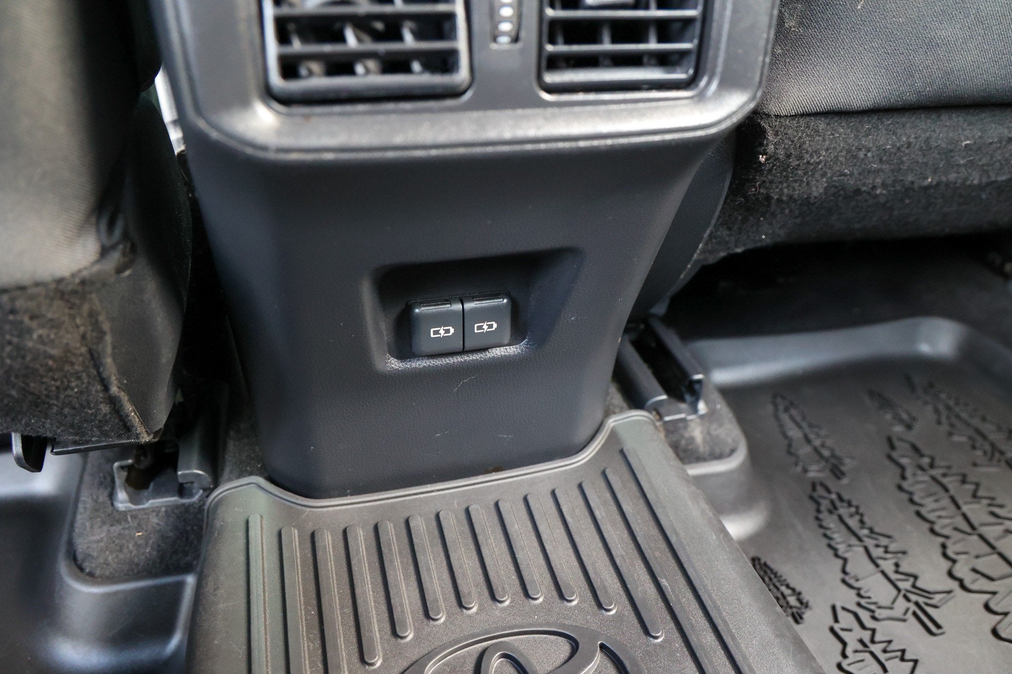 2023 Toyota RAV4 Hybrid Hybrid XLE