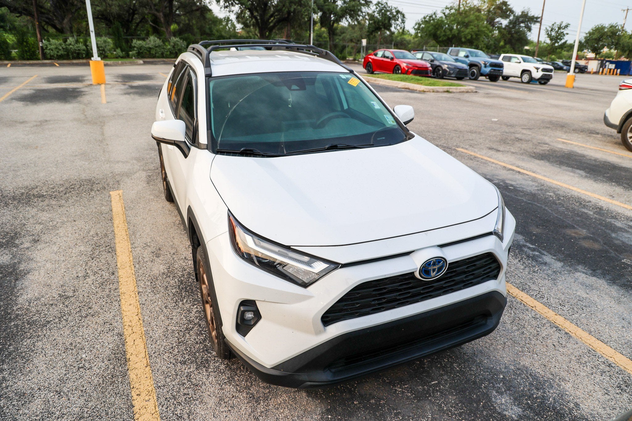 2023 Toyota RAV4 Hybrid Hybrid XLE