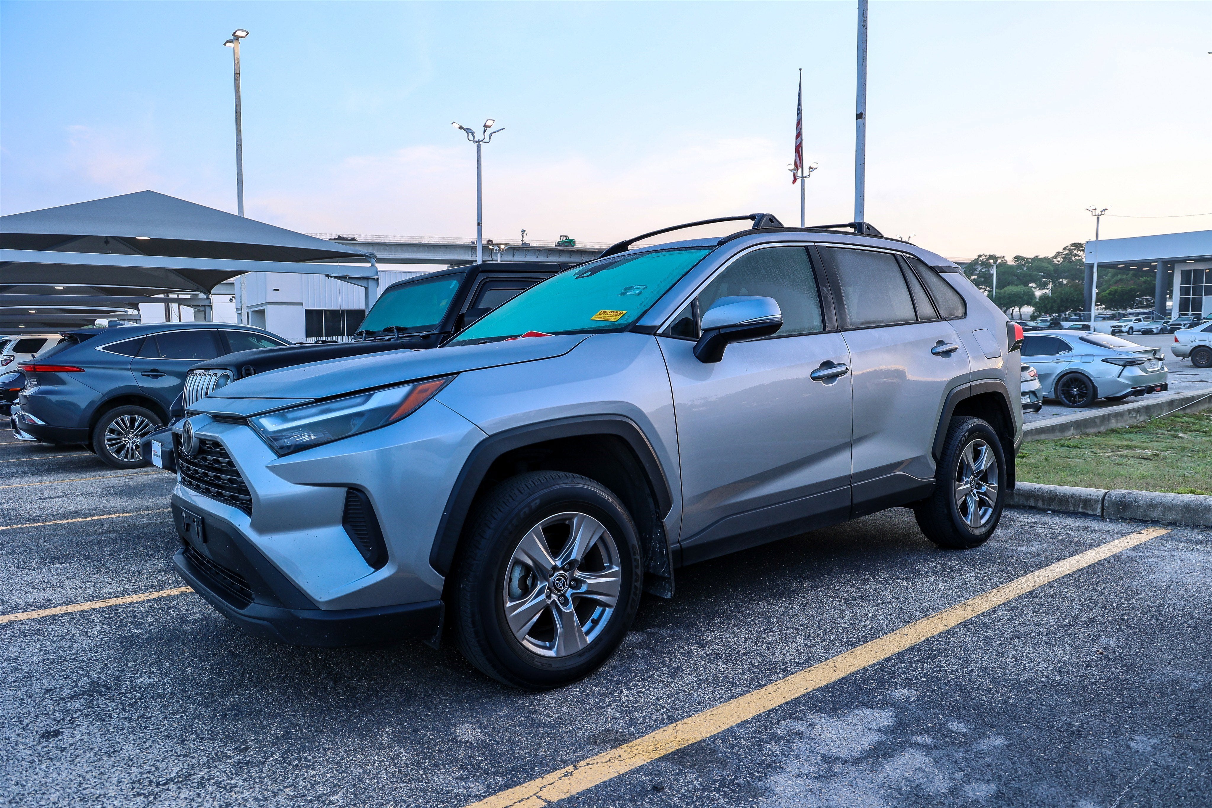 2023 Toyota RAV4 XLE