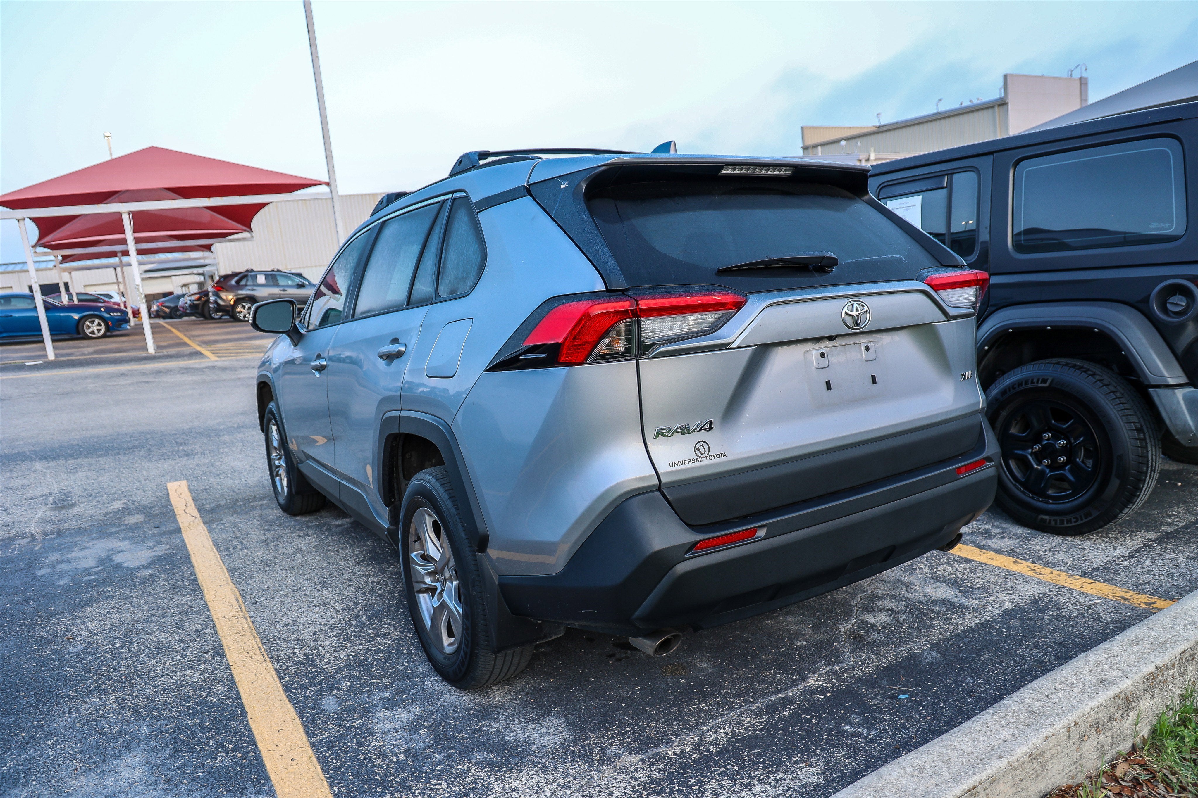 2023 Toyota RAV4 XLE