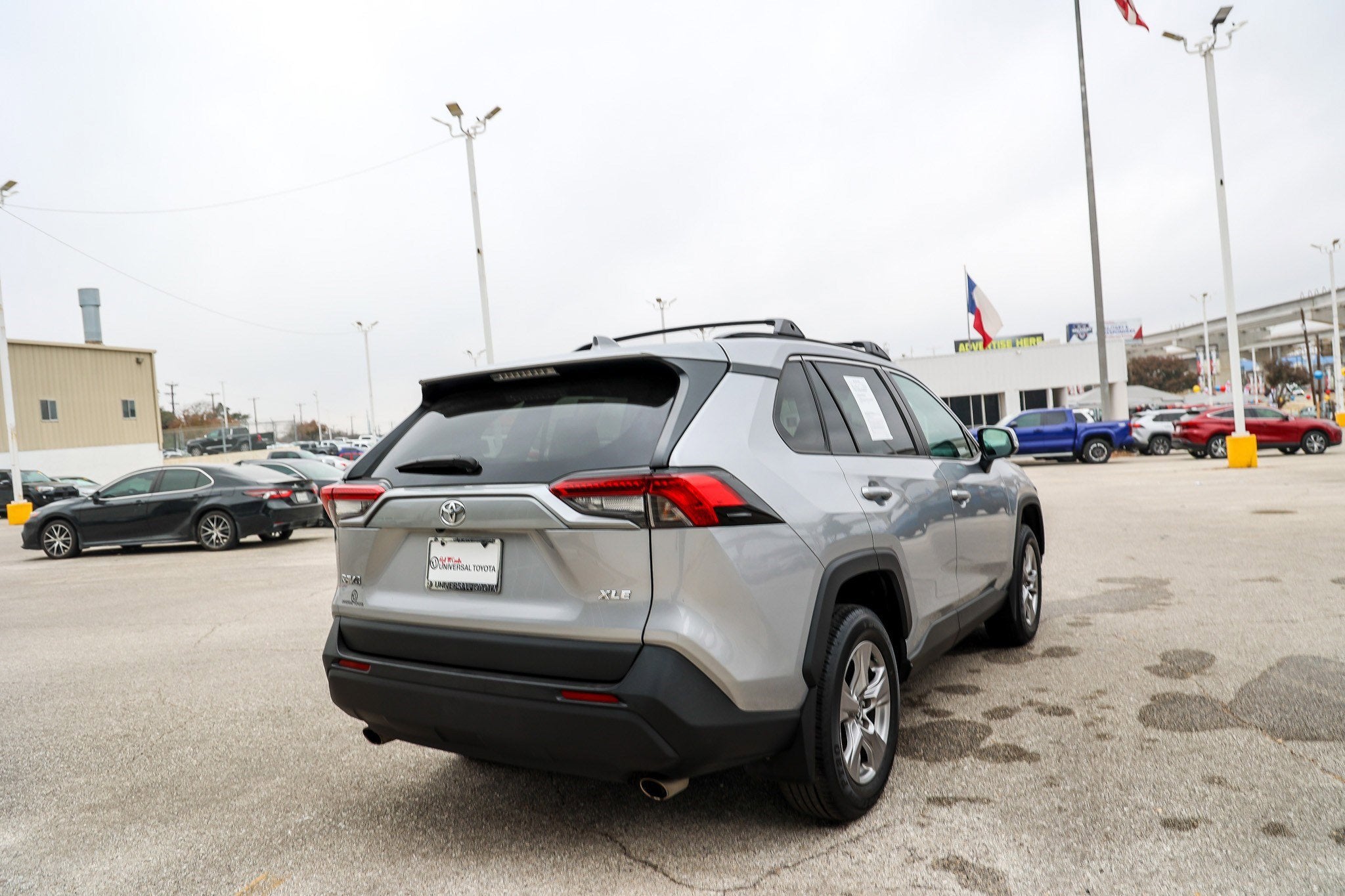 2023 Toyota RAV4 XLE