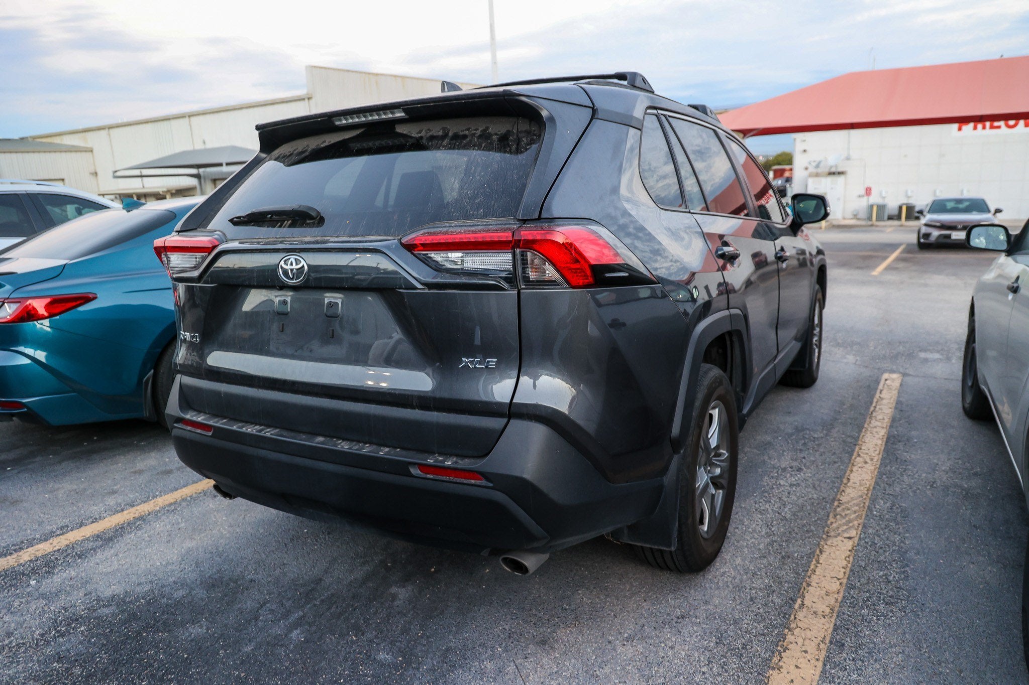 2024 Toyota RAV4 XLE