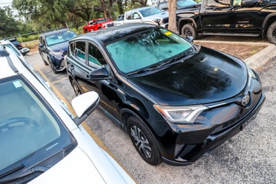 2018 Toyota RAV4 LE