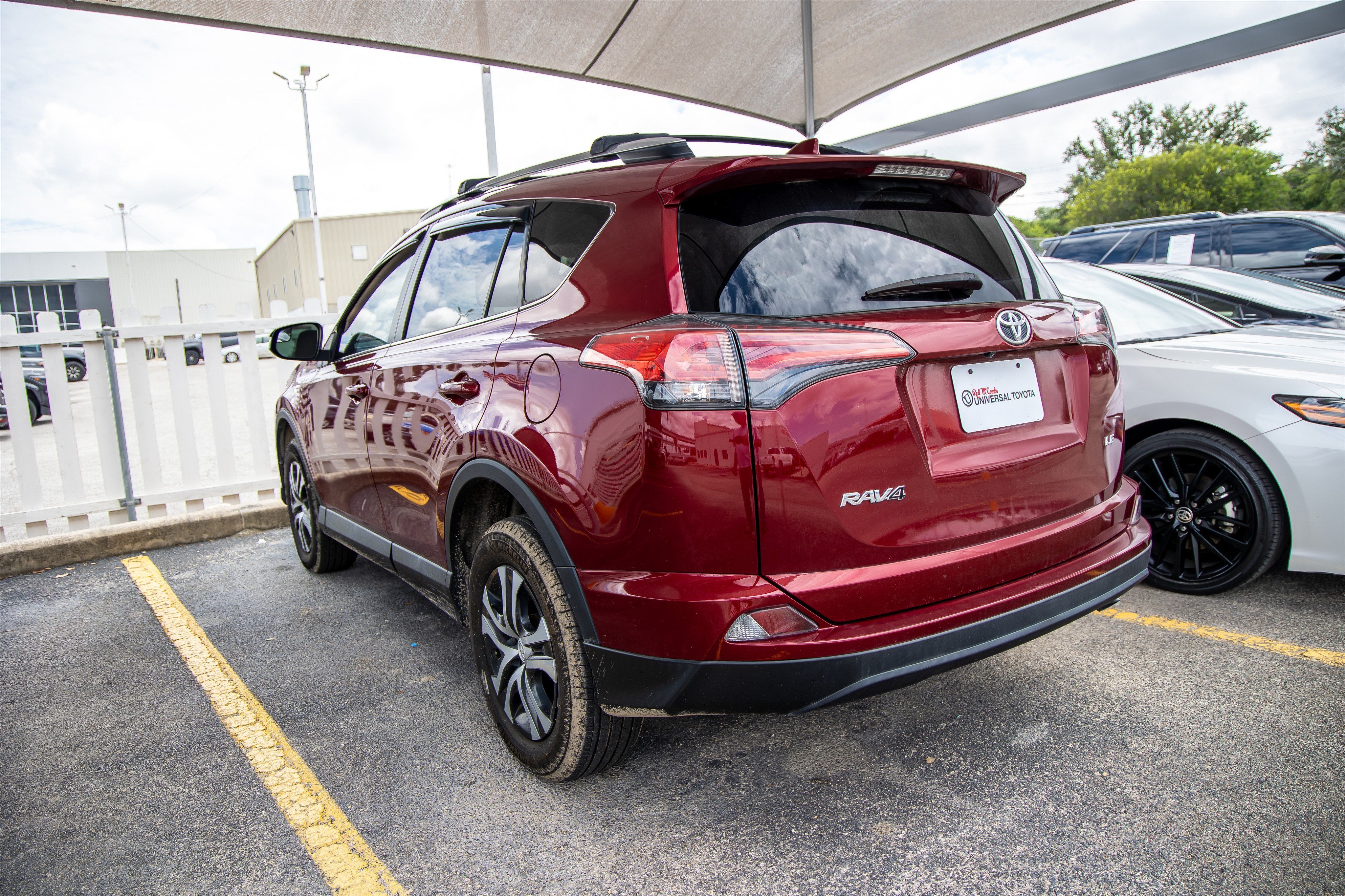 2018 Toyota RAV4 LE