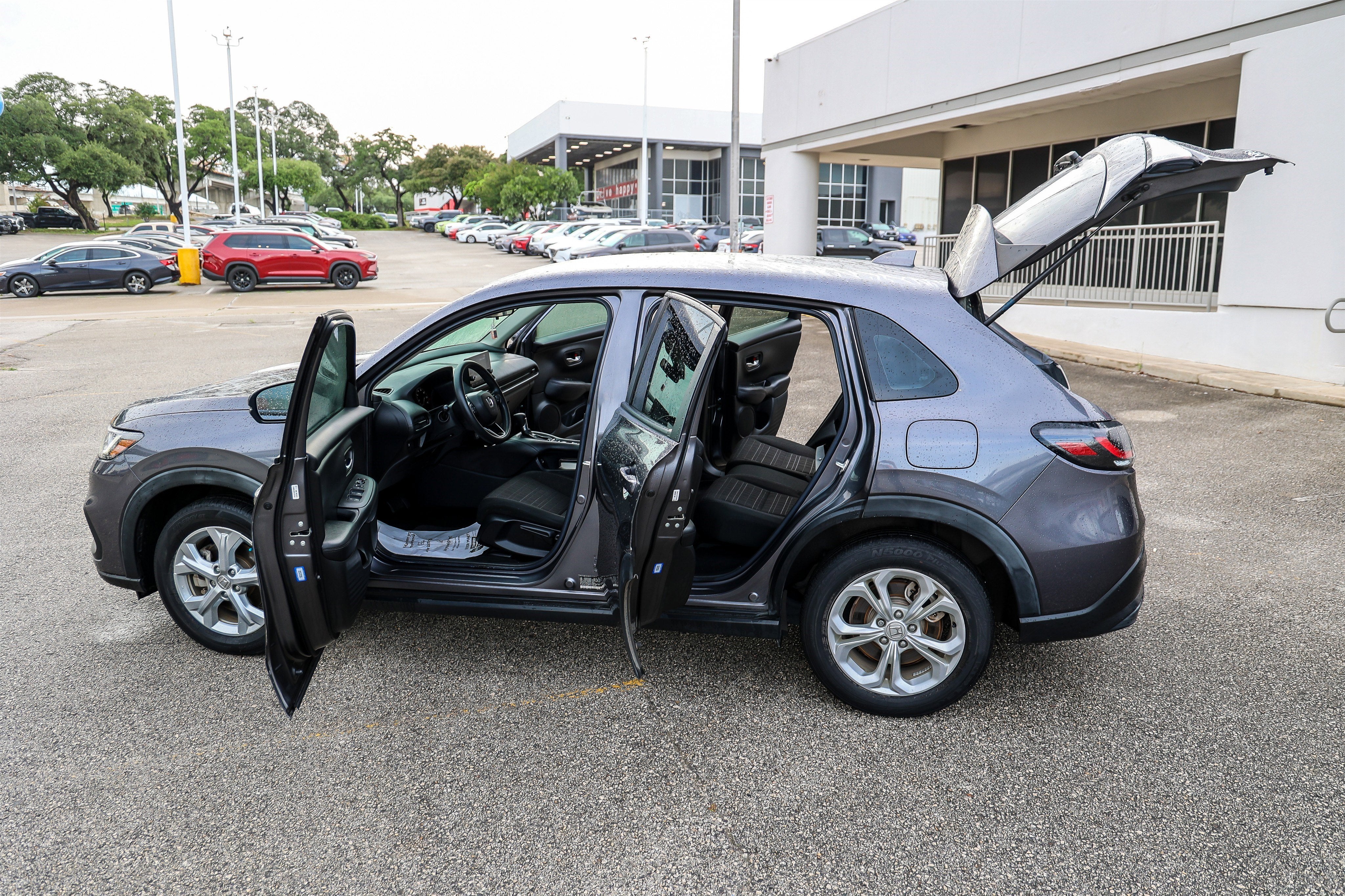 2023 Honda HR-V LX