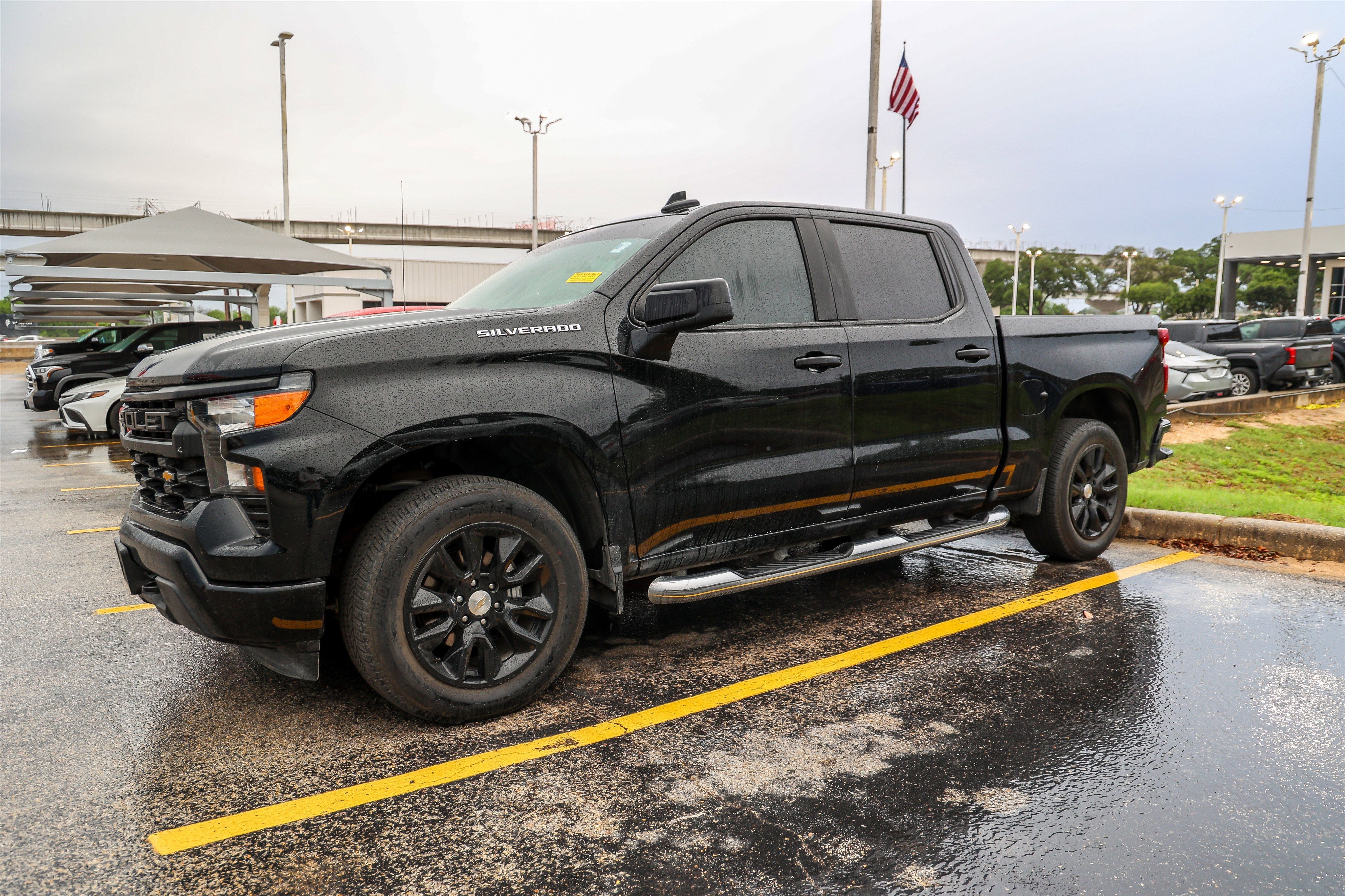 2024 Chevrolet Silverado Custom