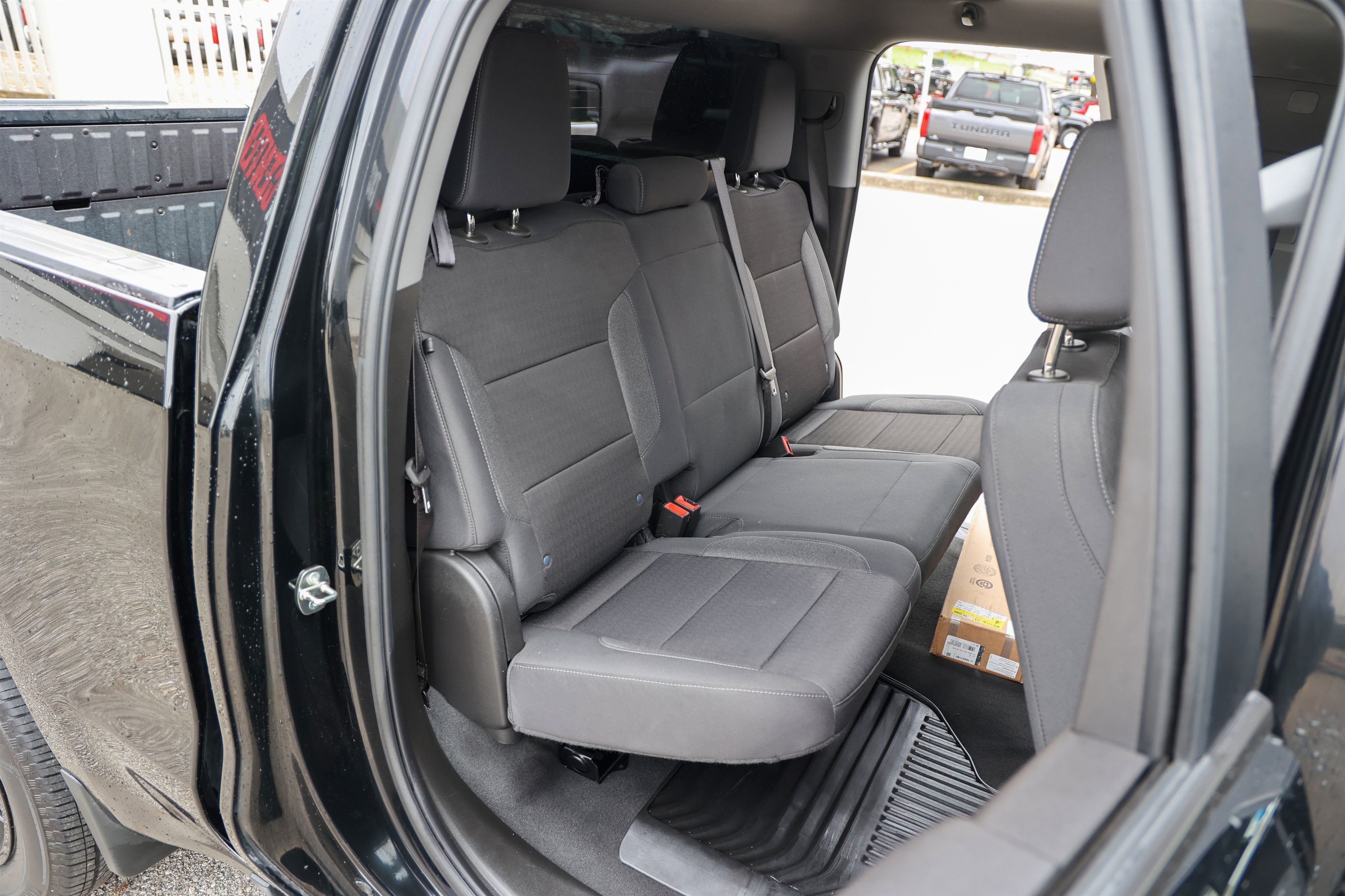 2024 Chevrolet Silverado Custom