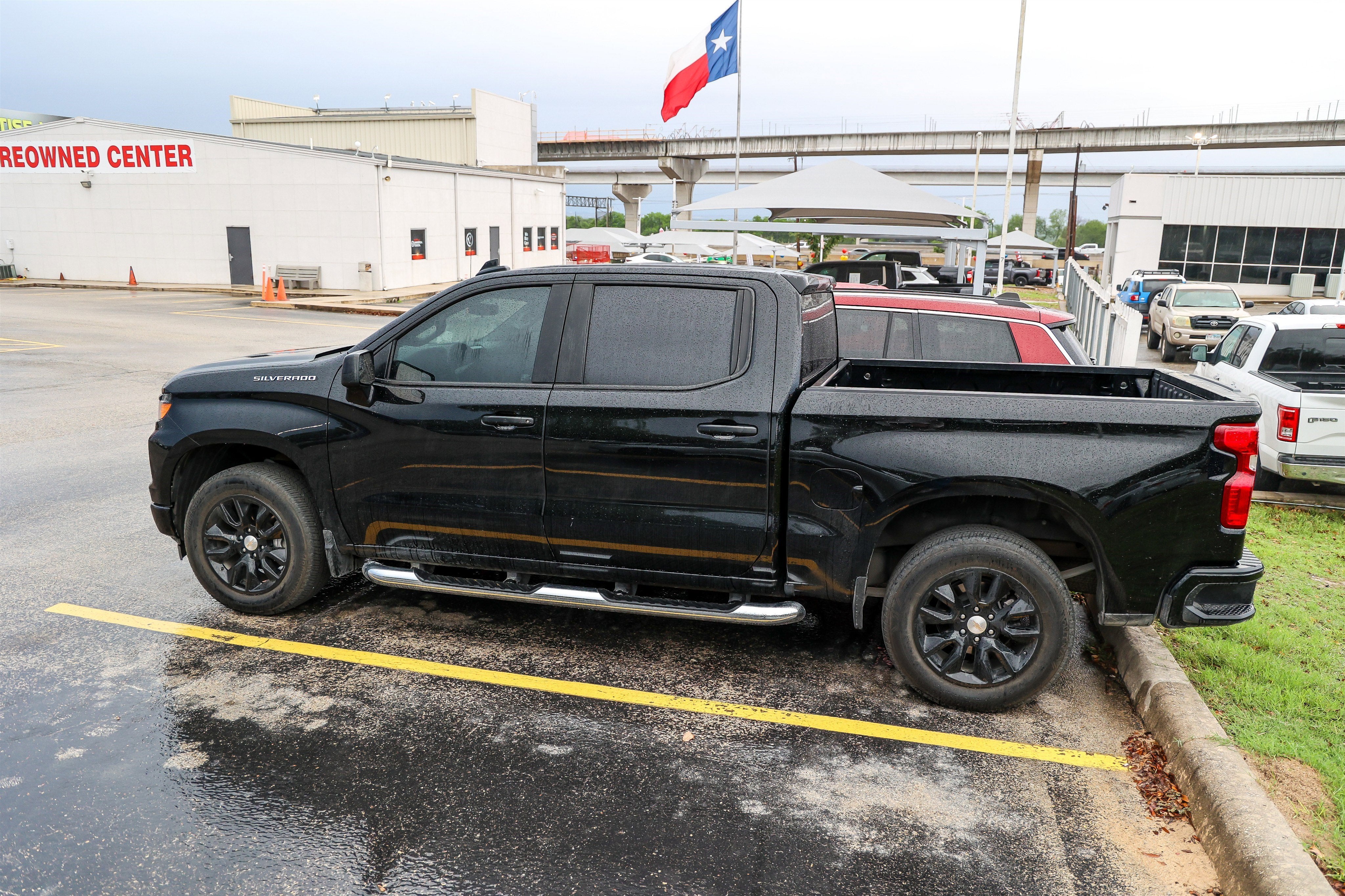 2024 Chevrolet Silverado Custom