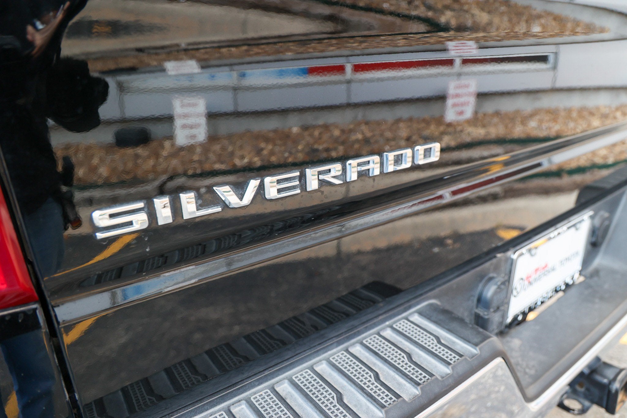 2023 Chevrolet Silverado LT