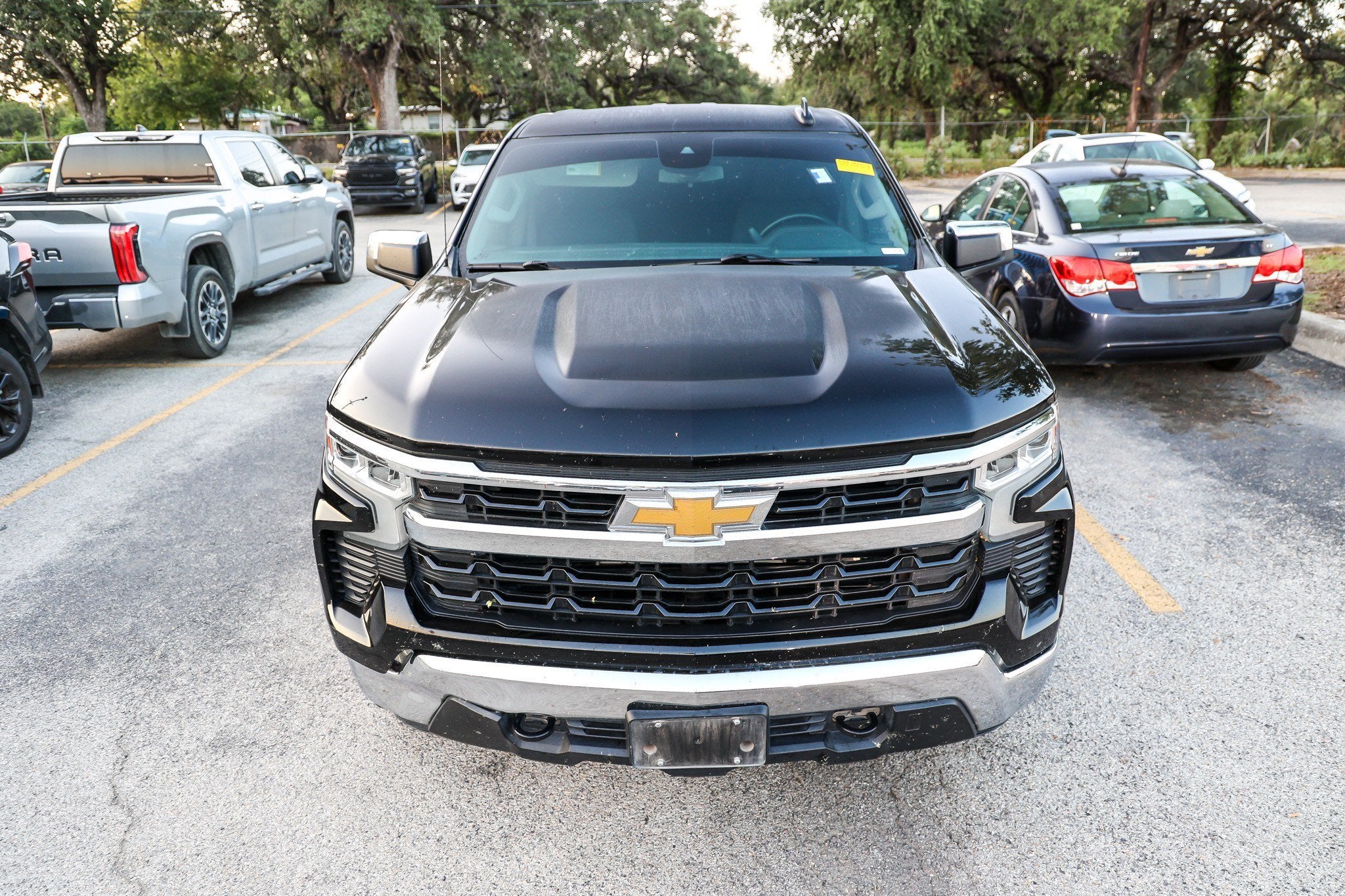 2023 Chevrolet Silverado LT