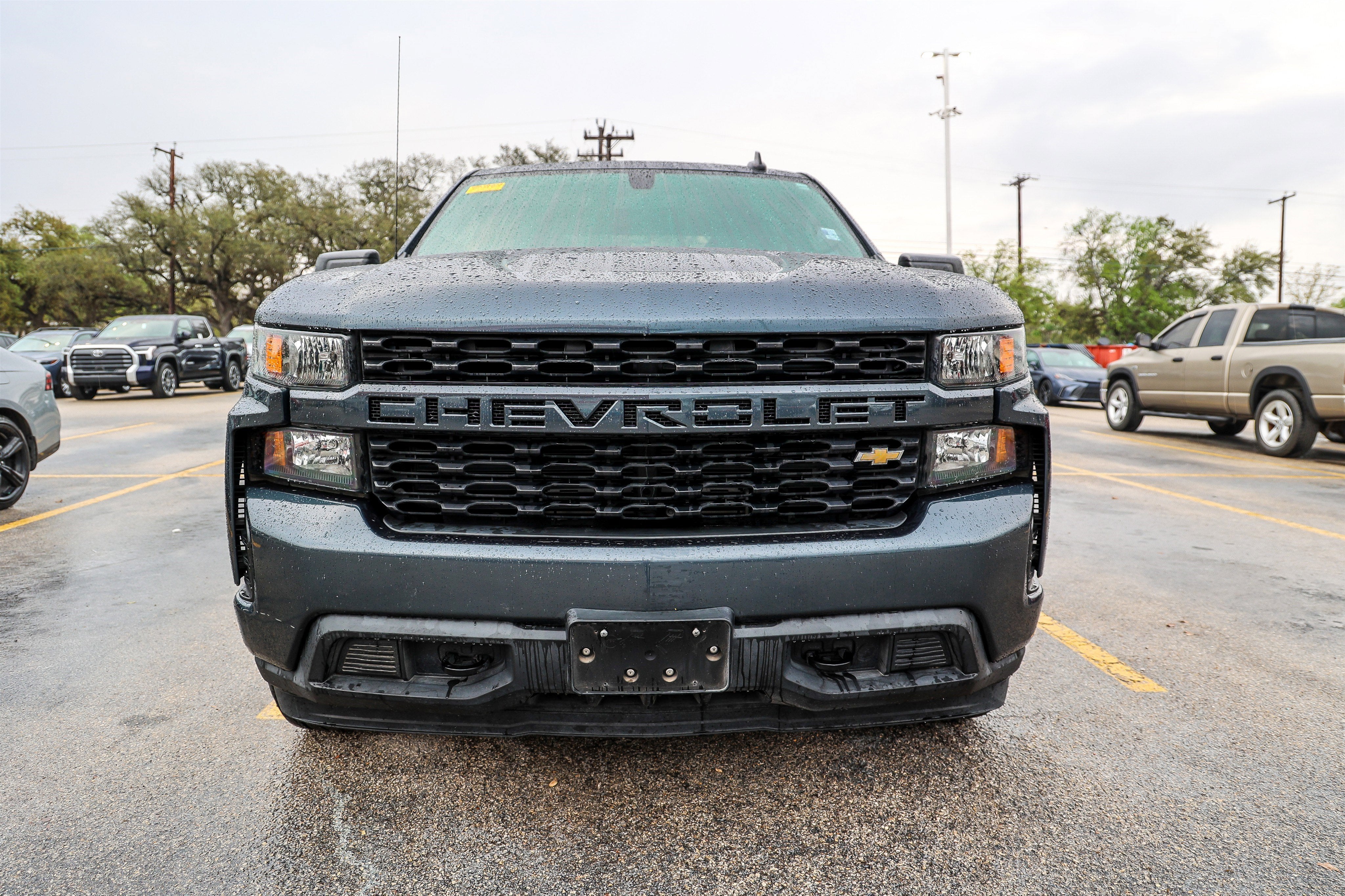 2021 Chevrolet Silverado Custom